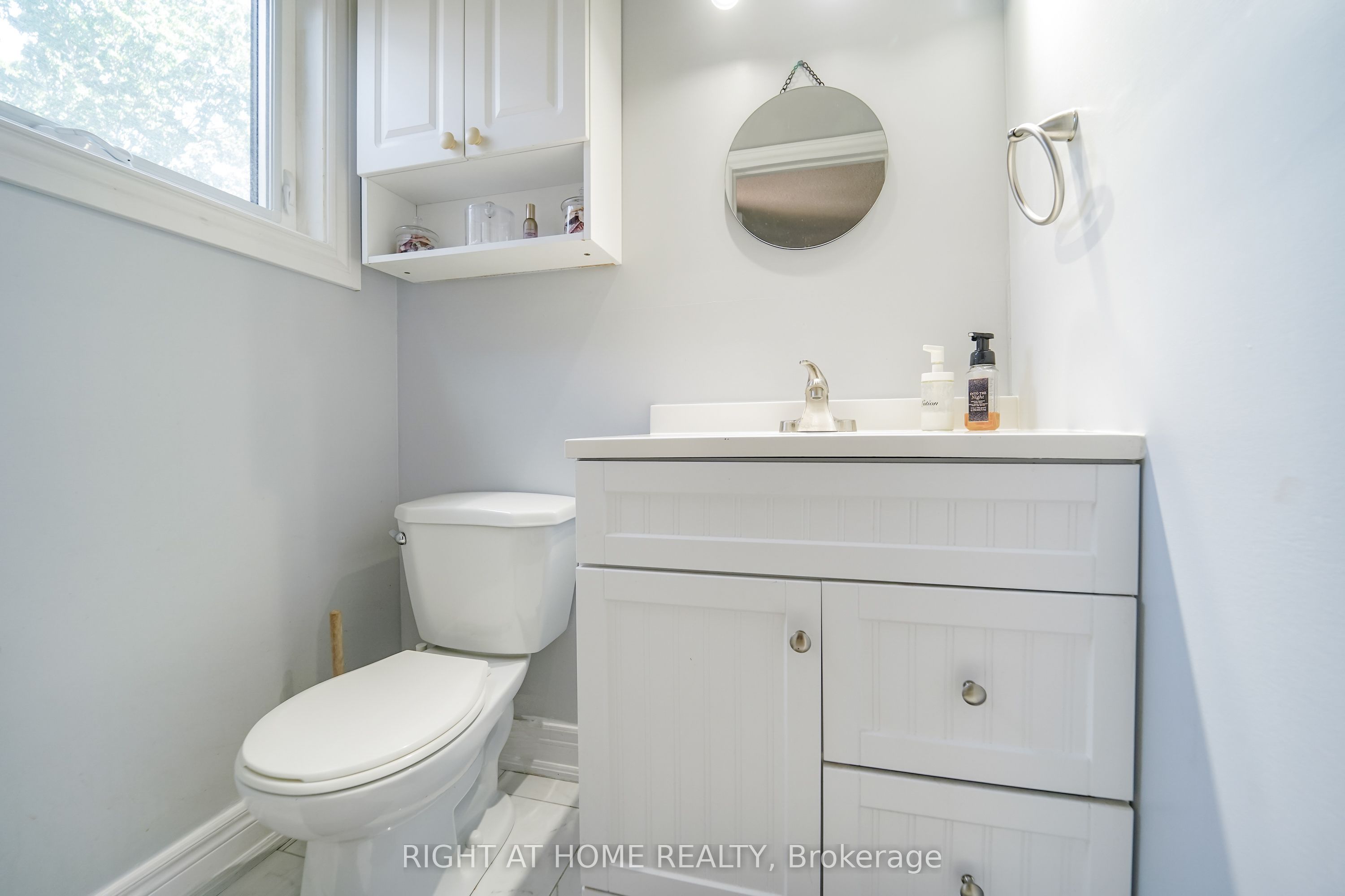 17 Clover Avenue Property Photo 28