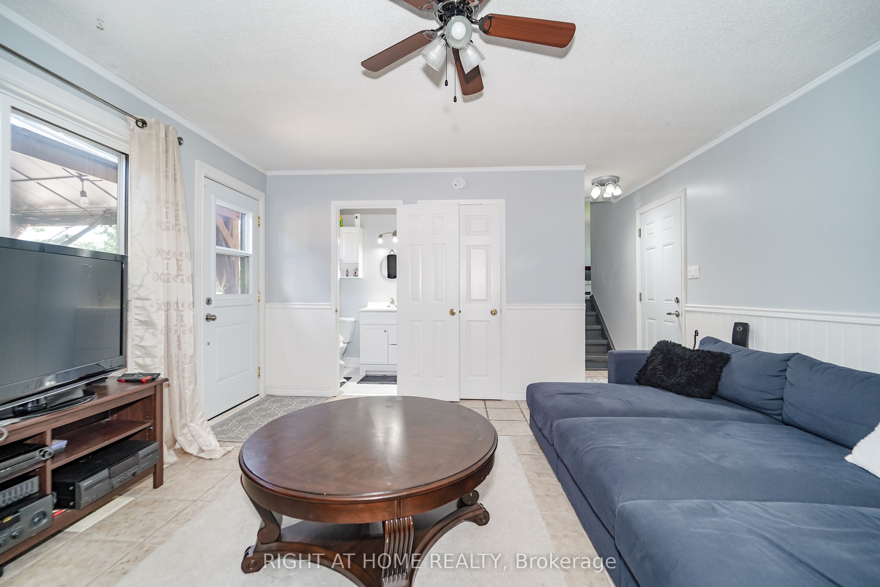 17 Clover Avenue Property Photo 31