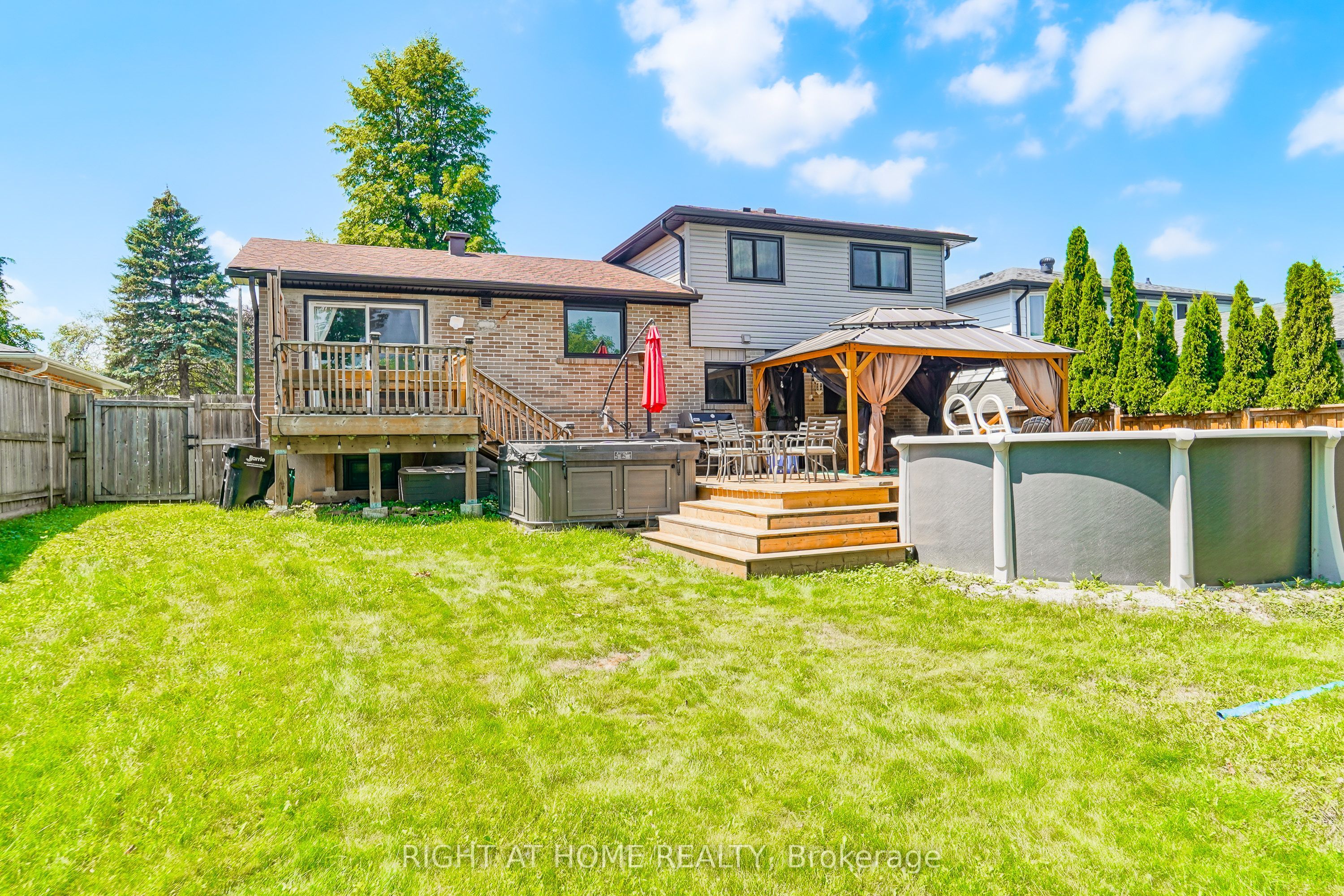 17 Clover Avenue Property Photo 40