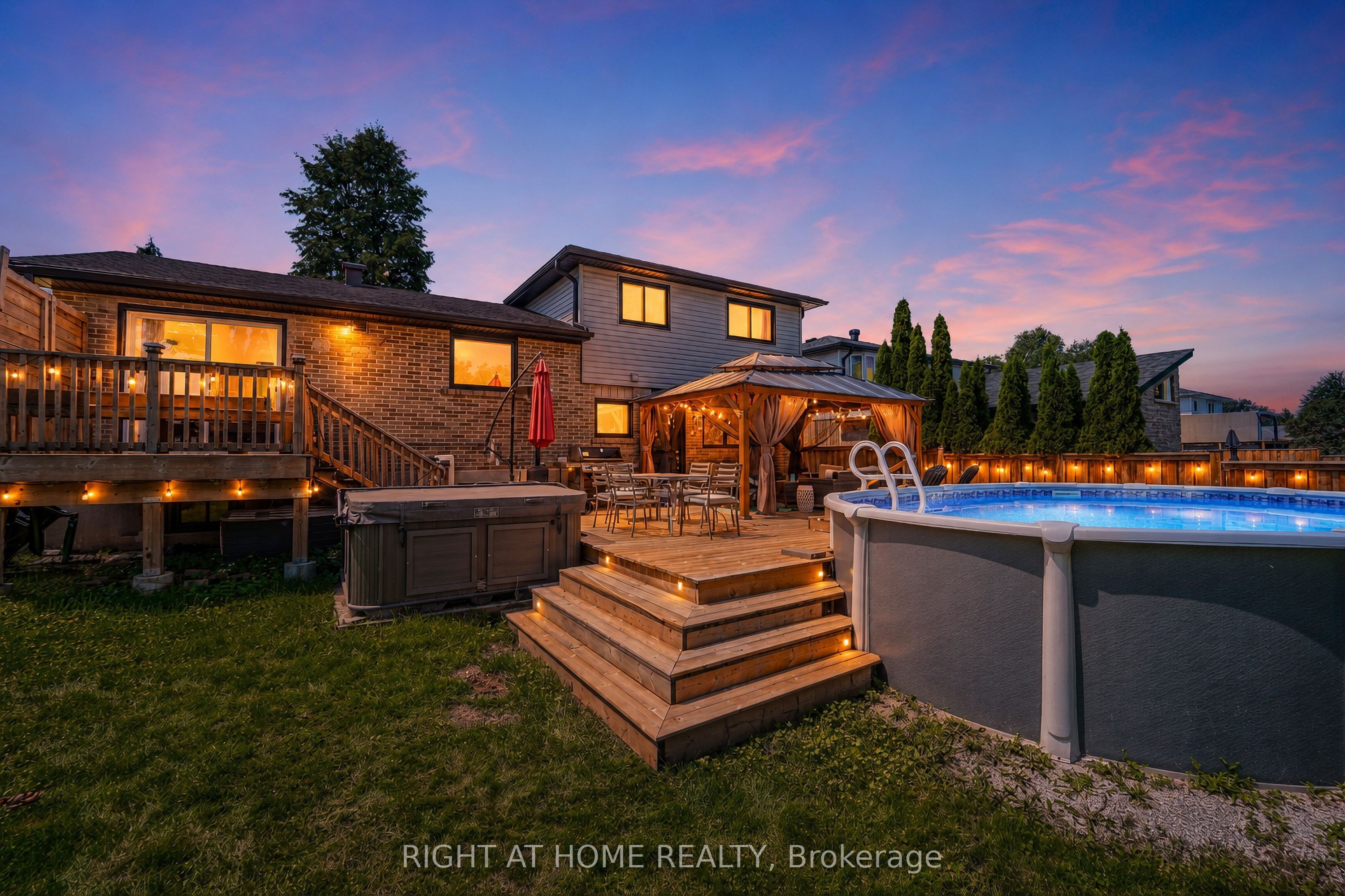 17 Clover Avenue Property Photo 41