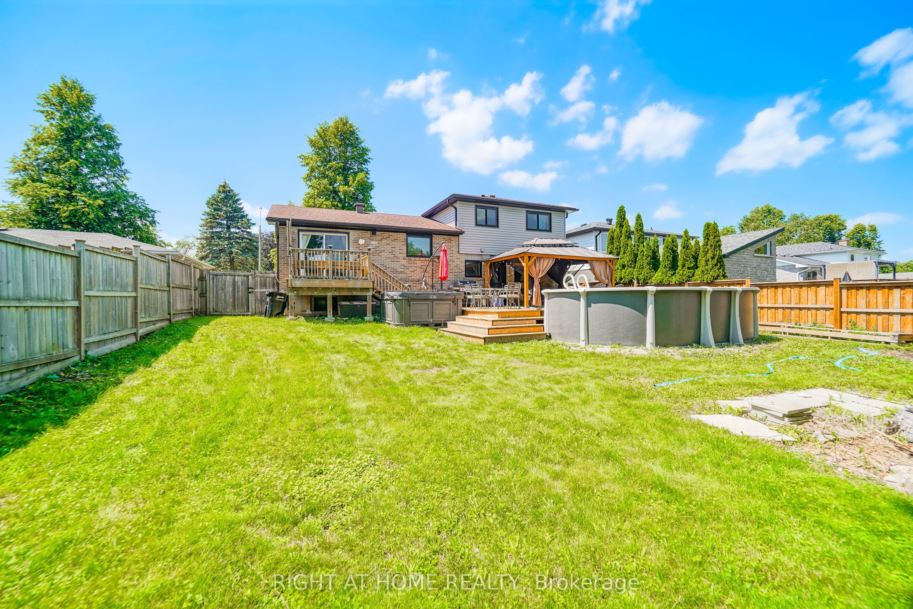 17 Clover Avenue Property Photo 42