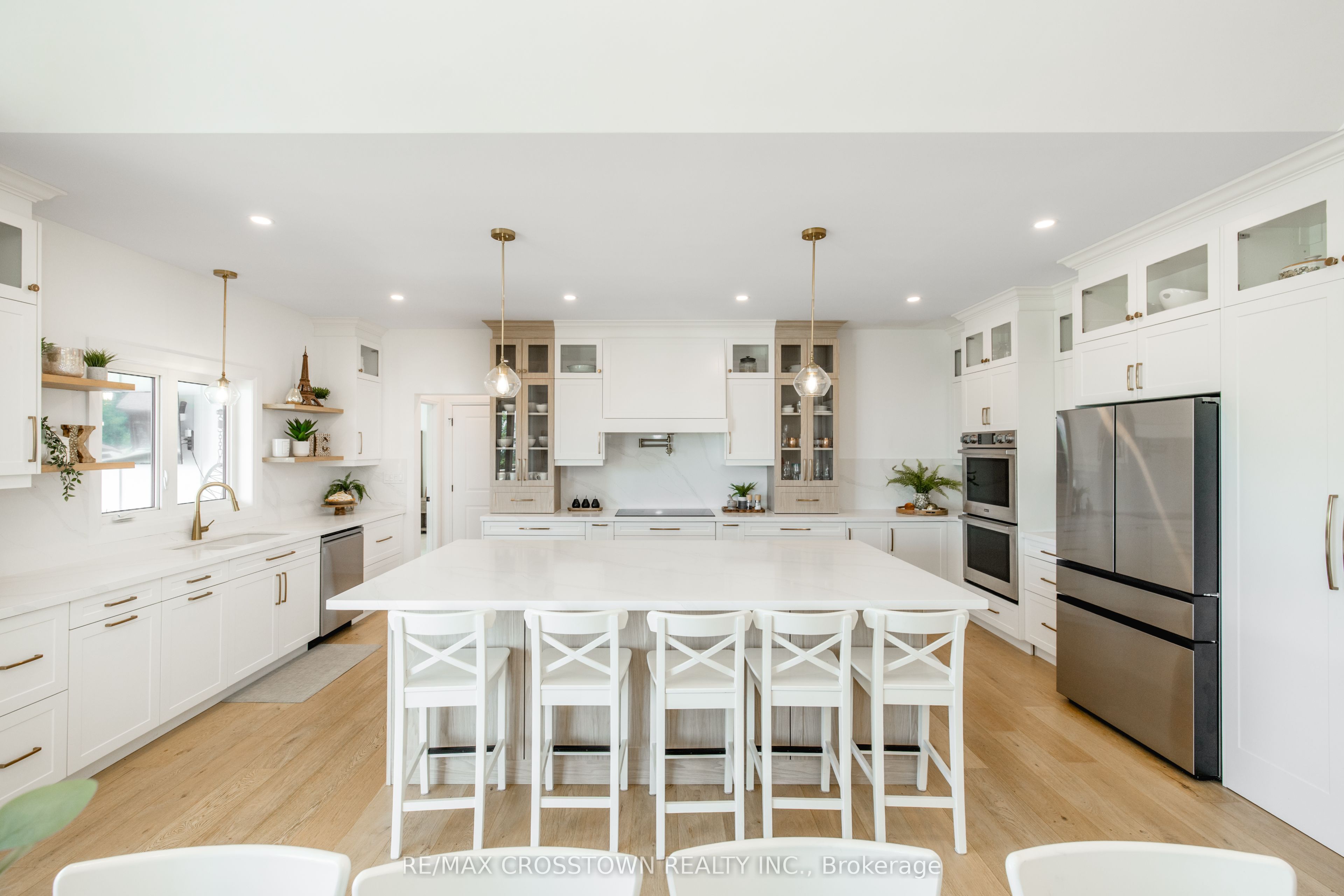 75 Moonstone Road E Property Photo 14