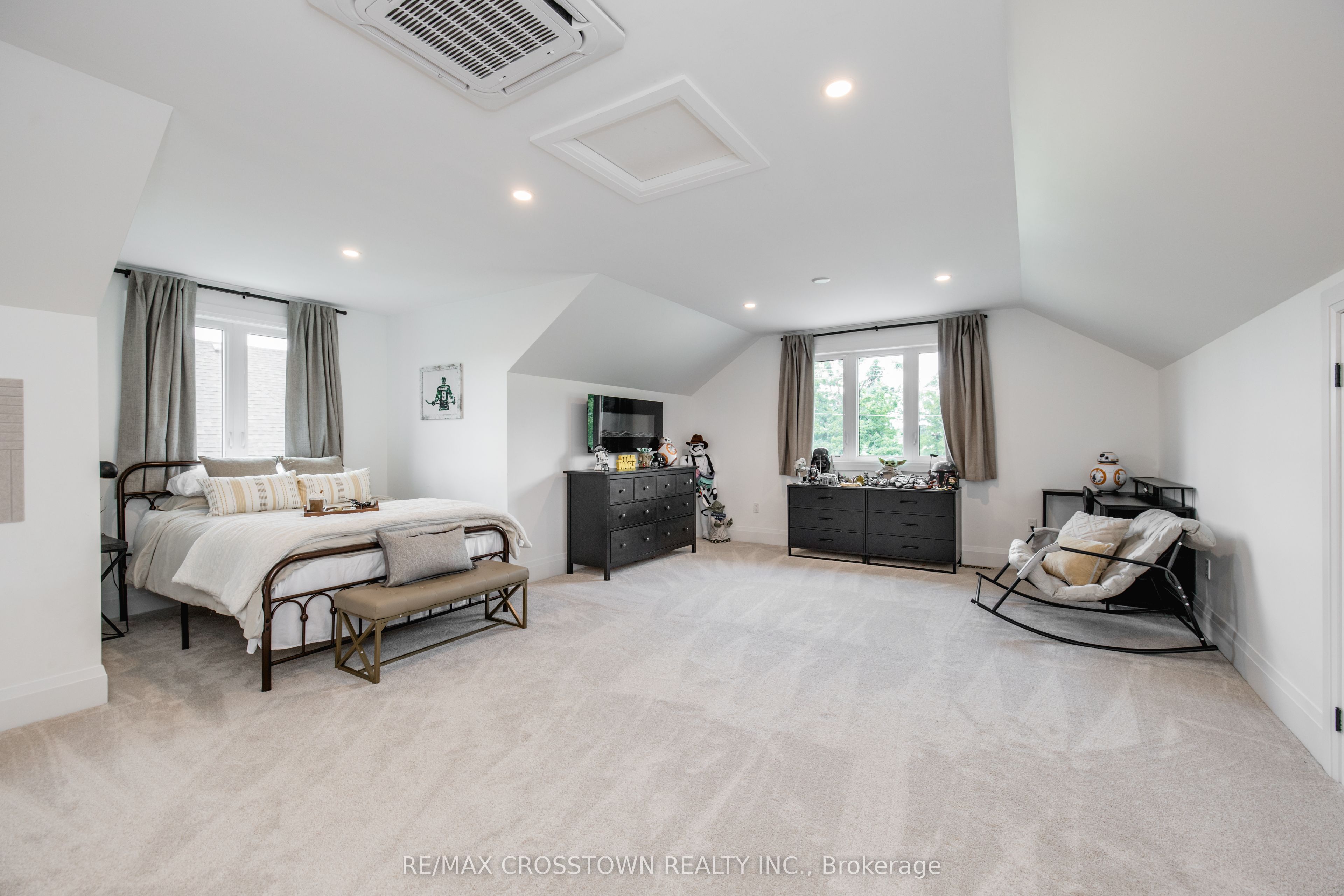 75 Moonstone Road E Property Photo 27