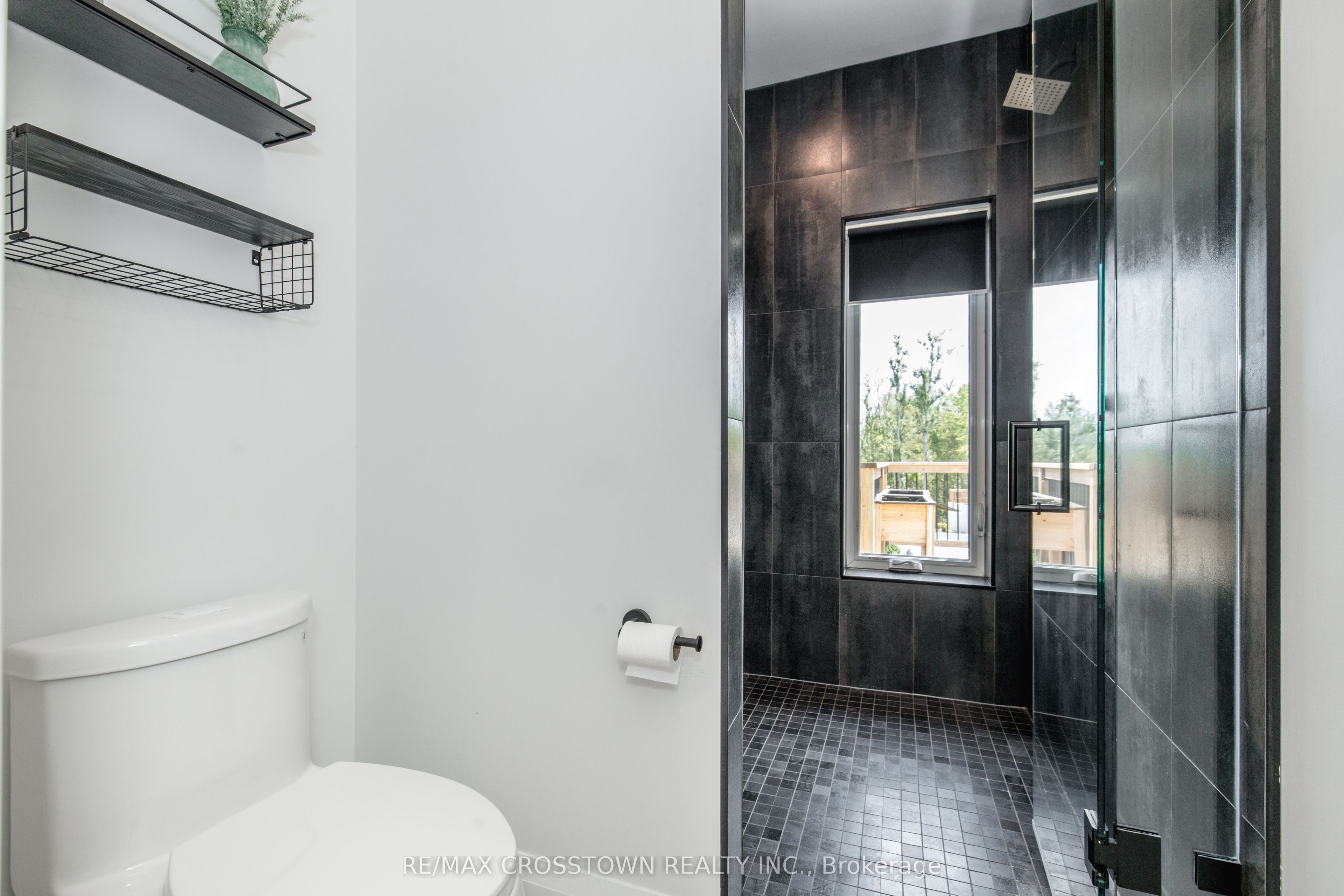 75 Moonstone Road E Property Photo 34