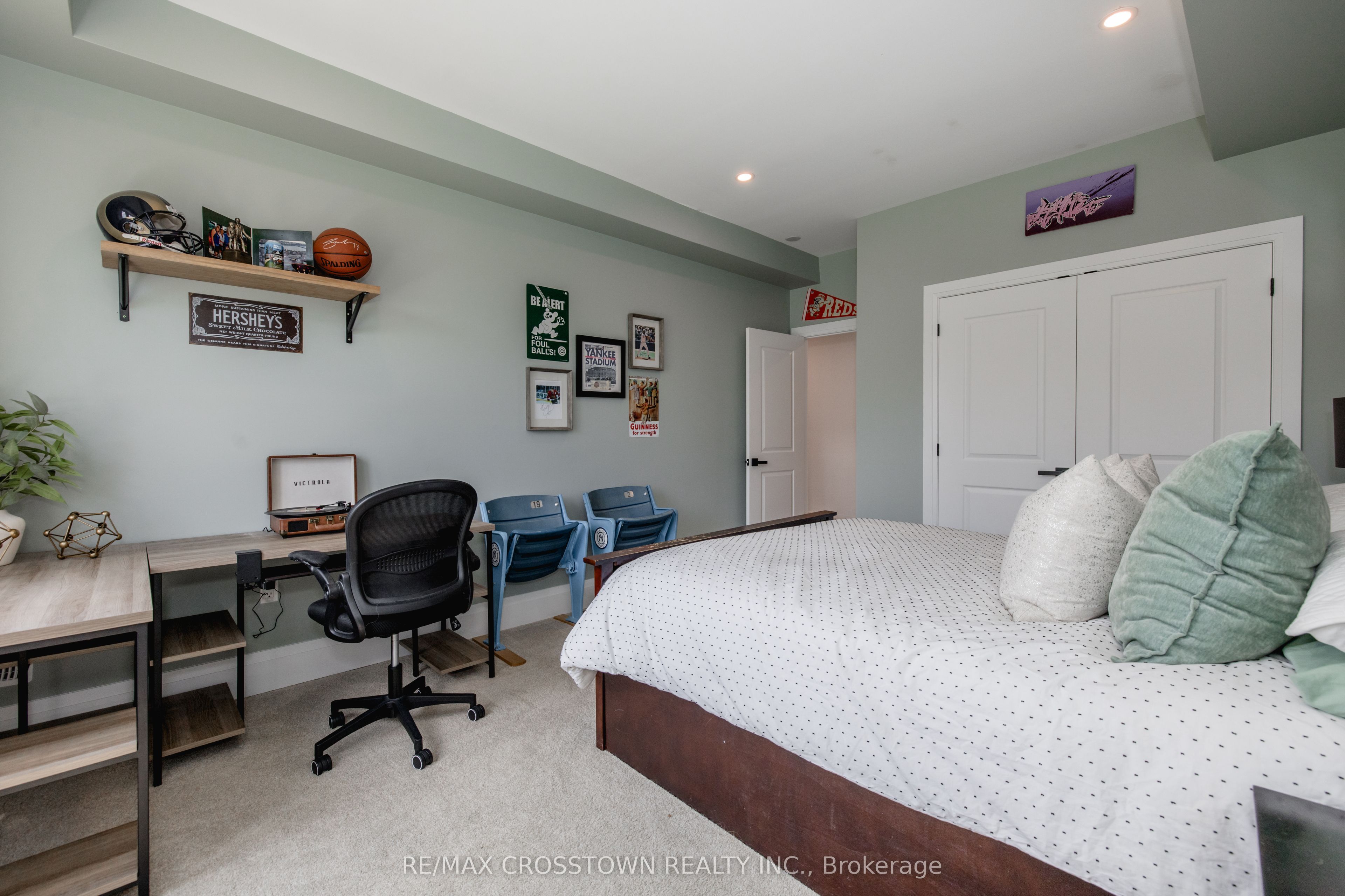 75 Moonstone Road E Property Photo 39