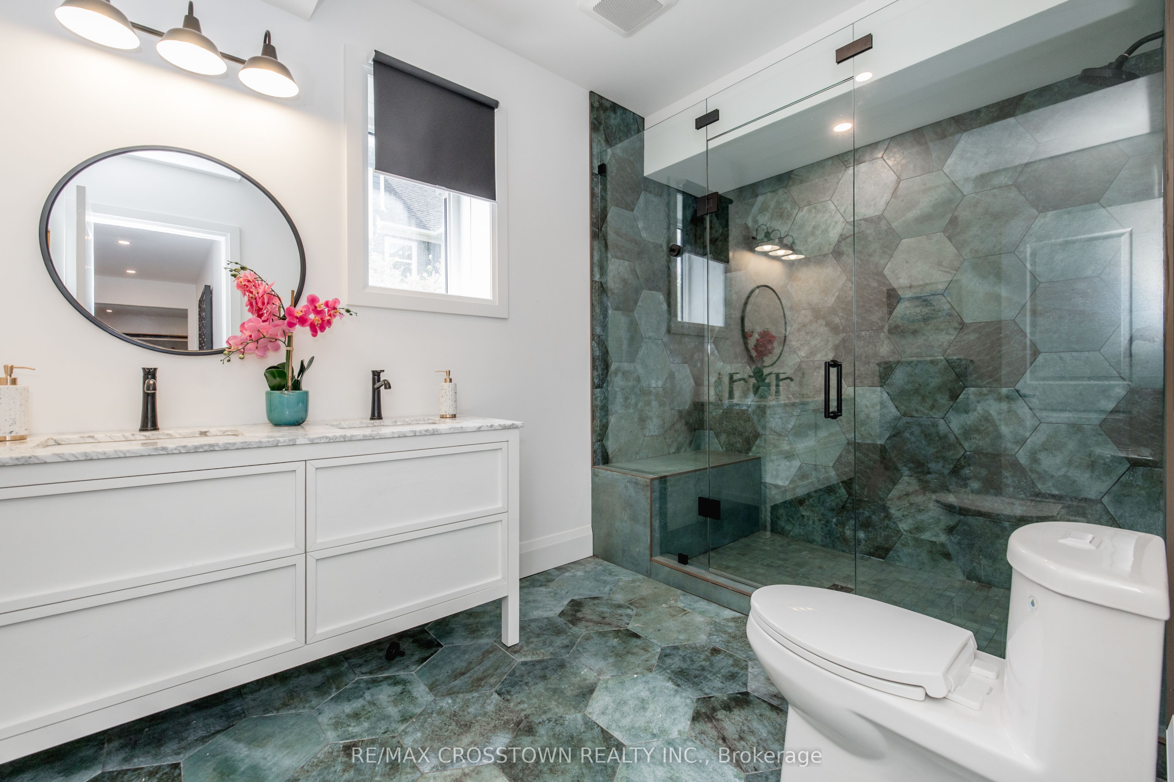 75 Moonstone Road E Property Photo 40