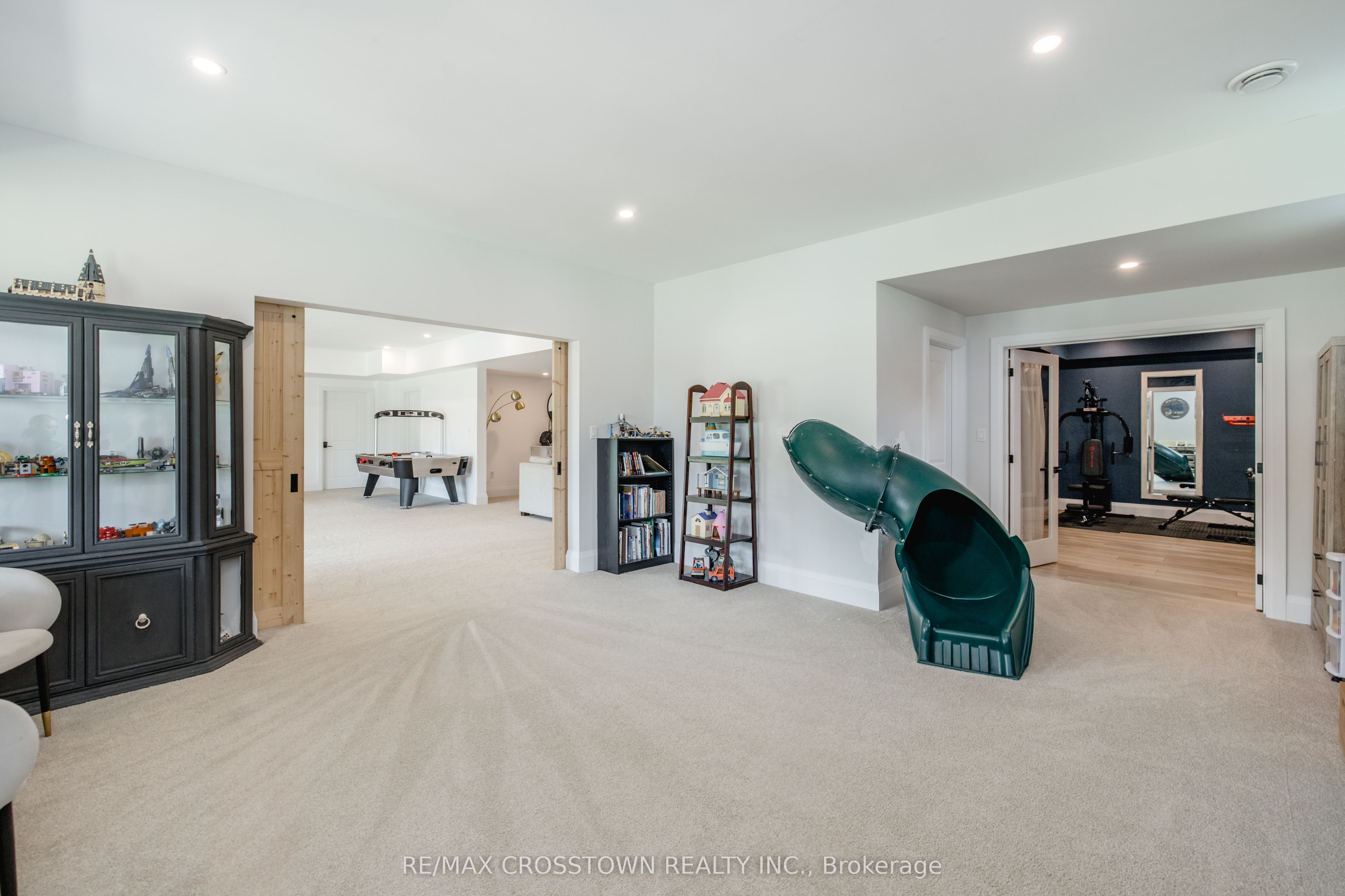 75 Moonstone Road E Property Photo 45