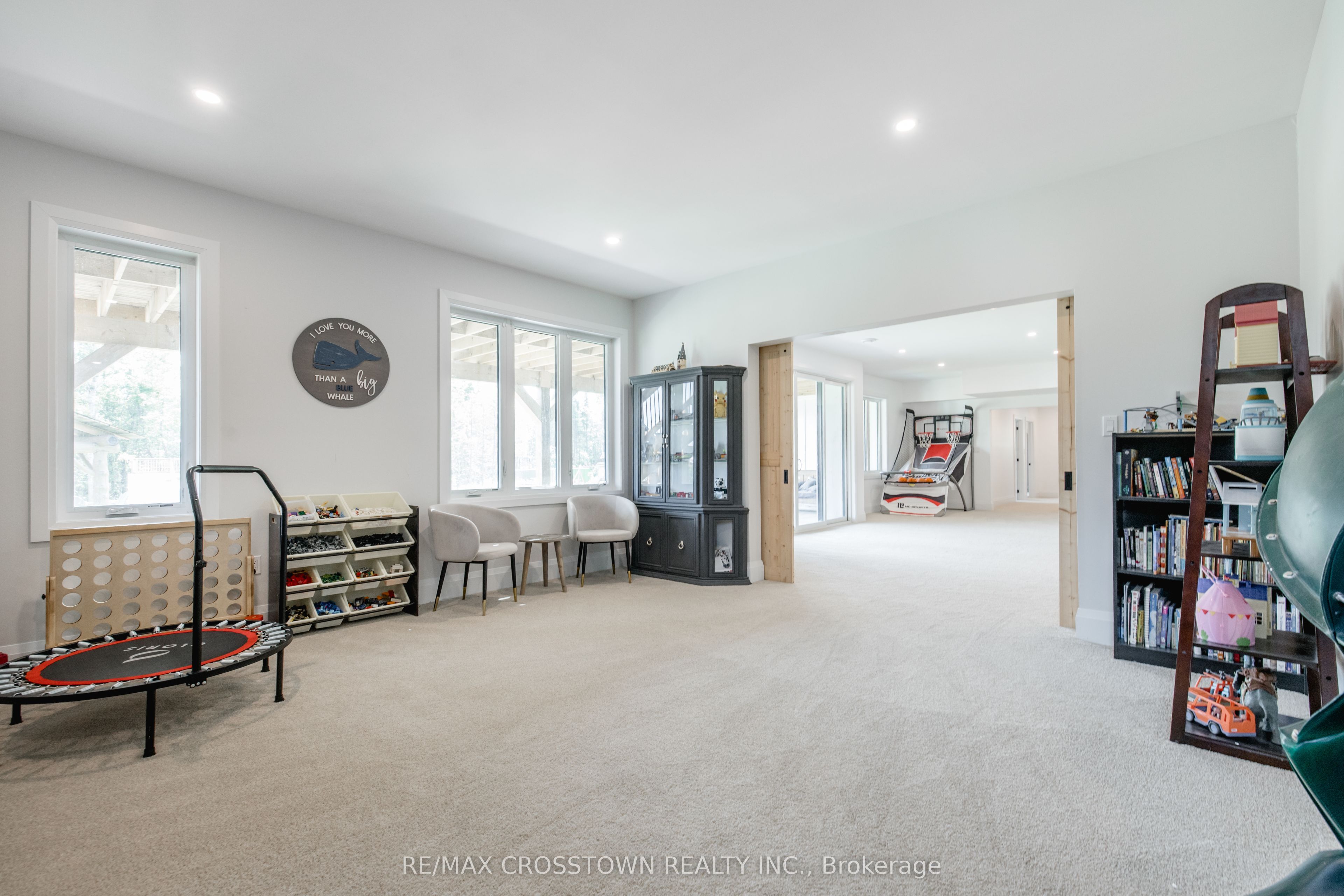 75 Moonstone Road E Property Photo 46