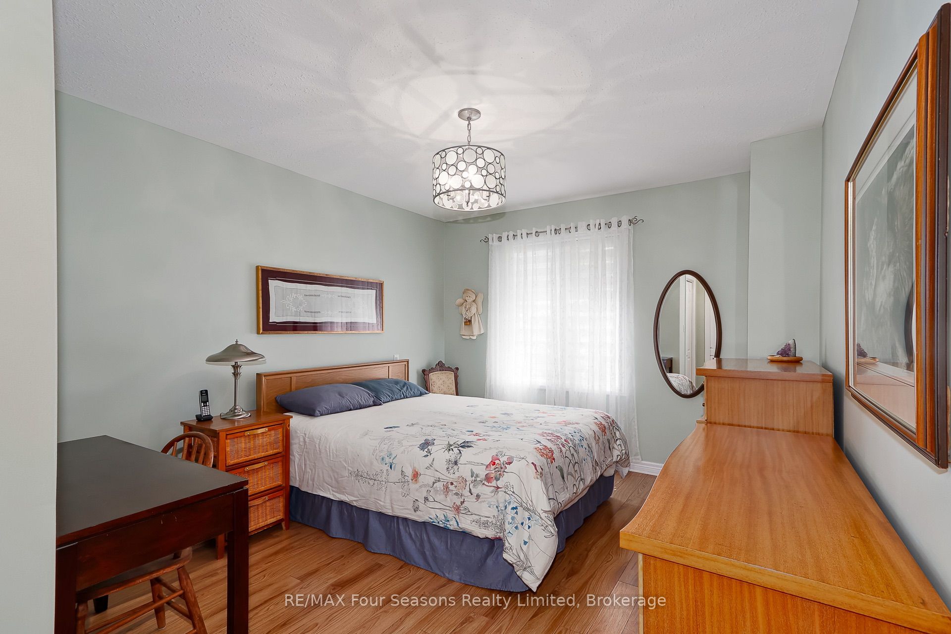 275 Huron Street 27 Property Photo 16