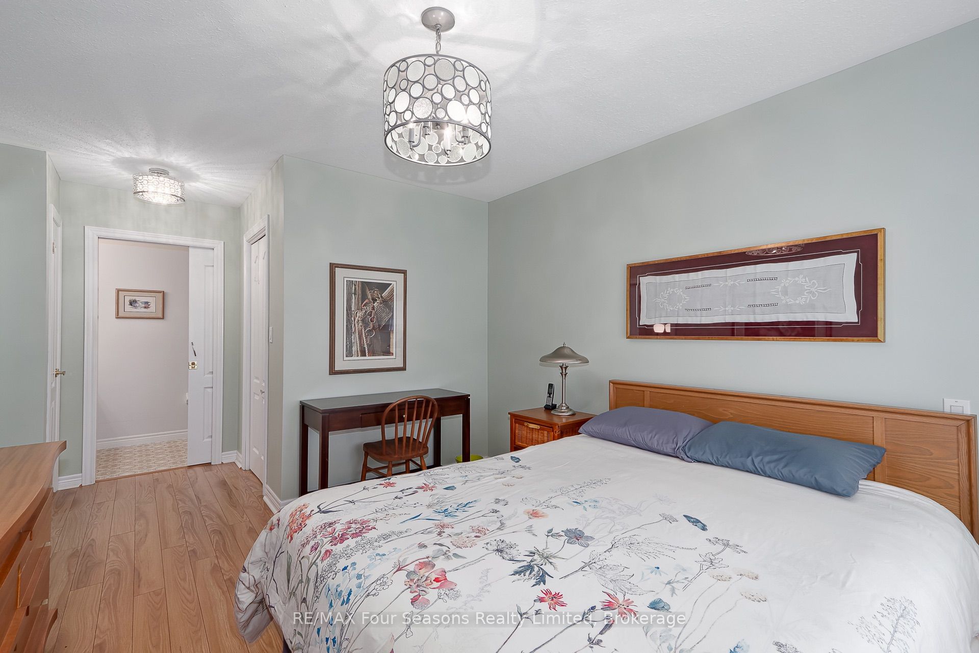 275 Huron Street 27 Property Photo 17