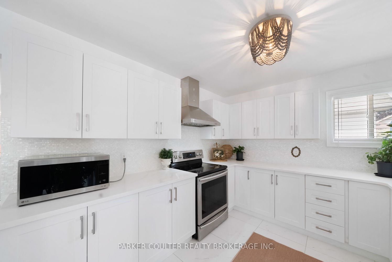 61 Dyer Drive Property Photo 14
