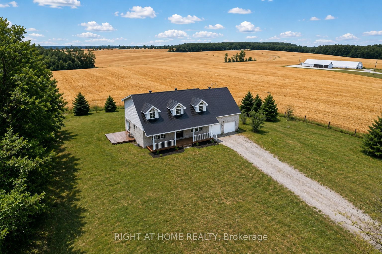 6435 12/13 Stayner Side Road Property Photo 1