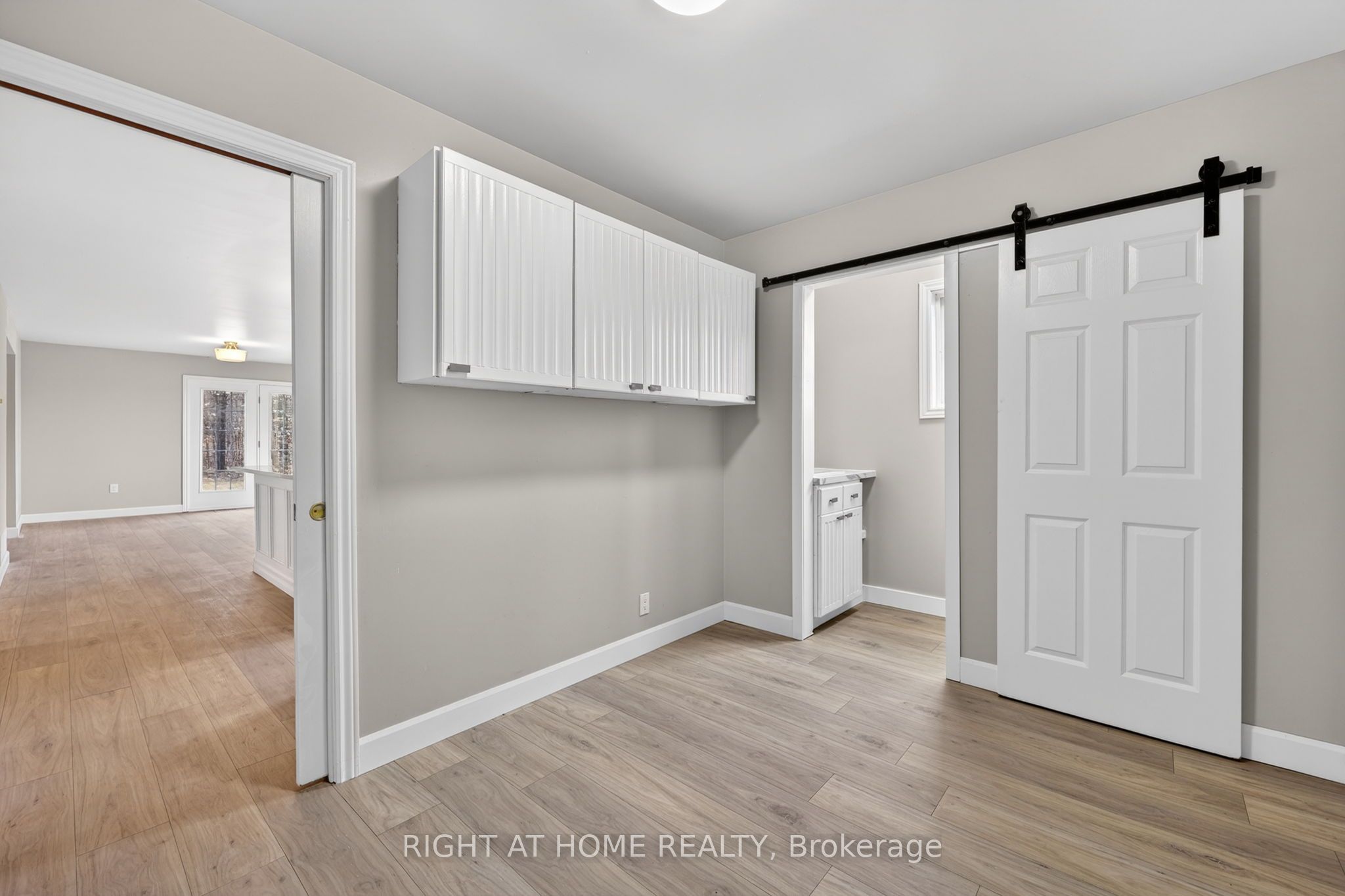 6435 12/13 Stayner Side Road Property Photo 18