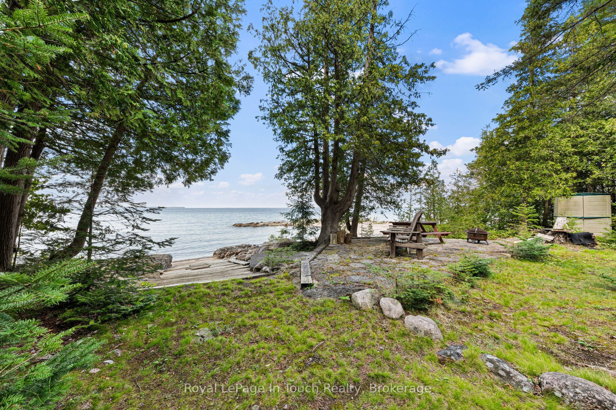 25 Chippewa Crescent Property Photo 9