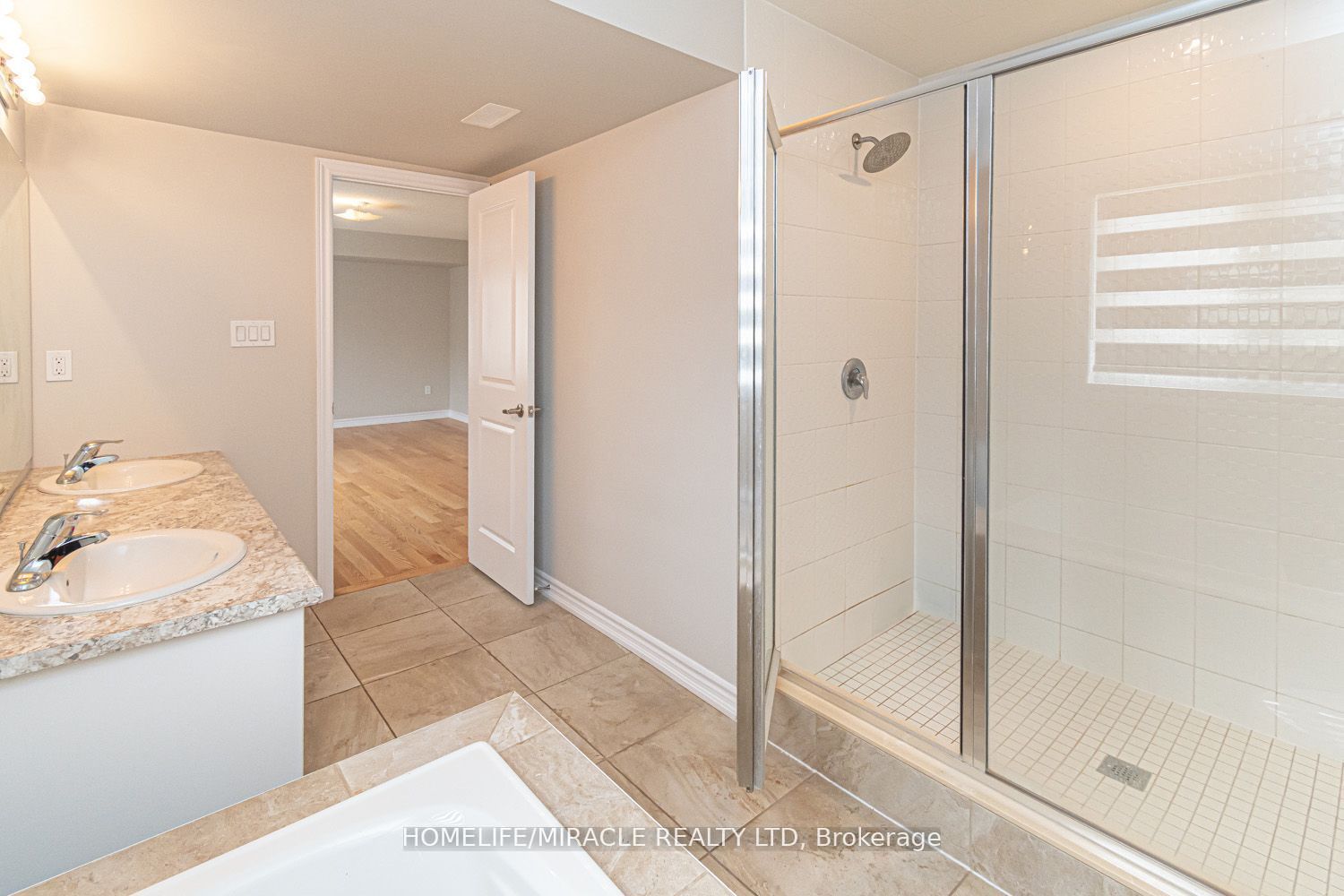 35 Bannister Road Property Photo 6