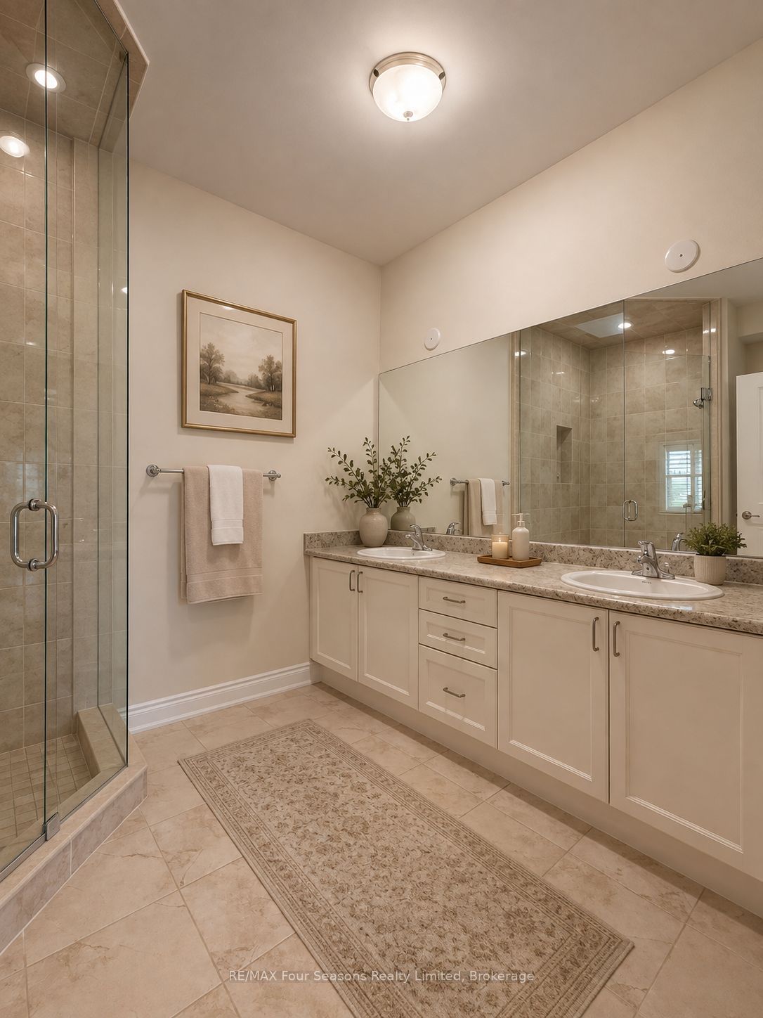 100 Kari Crescent Property Photo 13