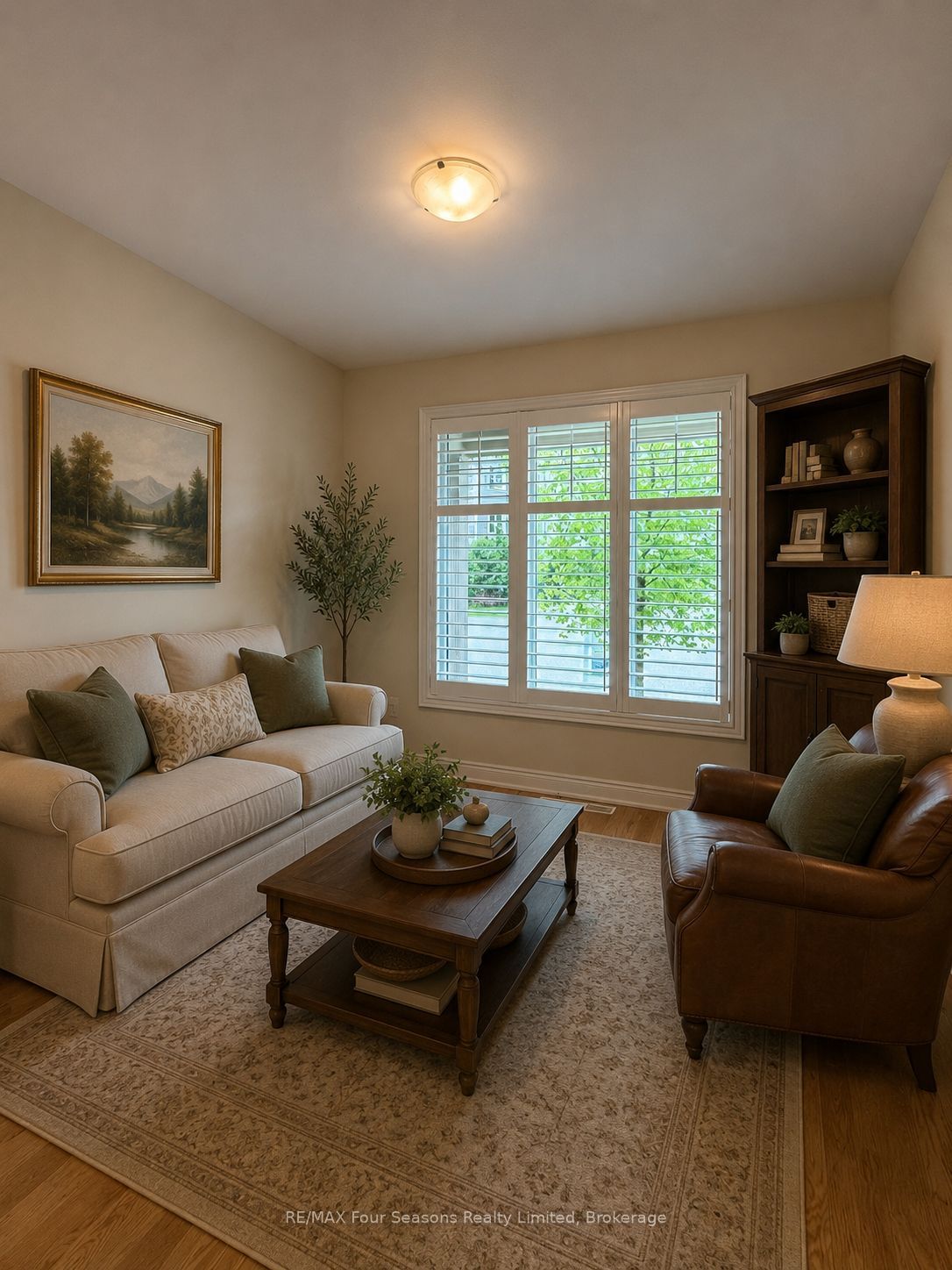 100 Kari Crescent Property Photo 14