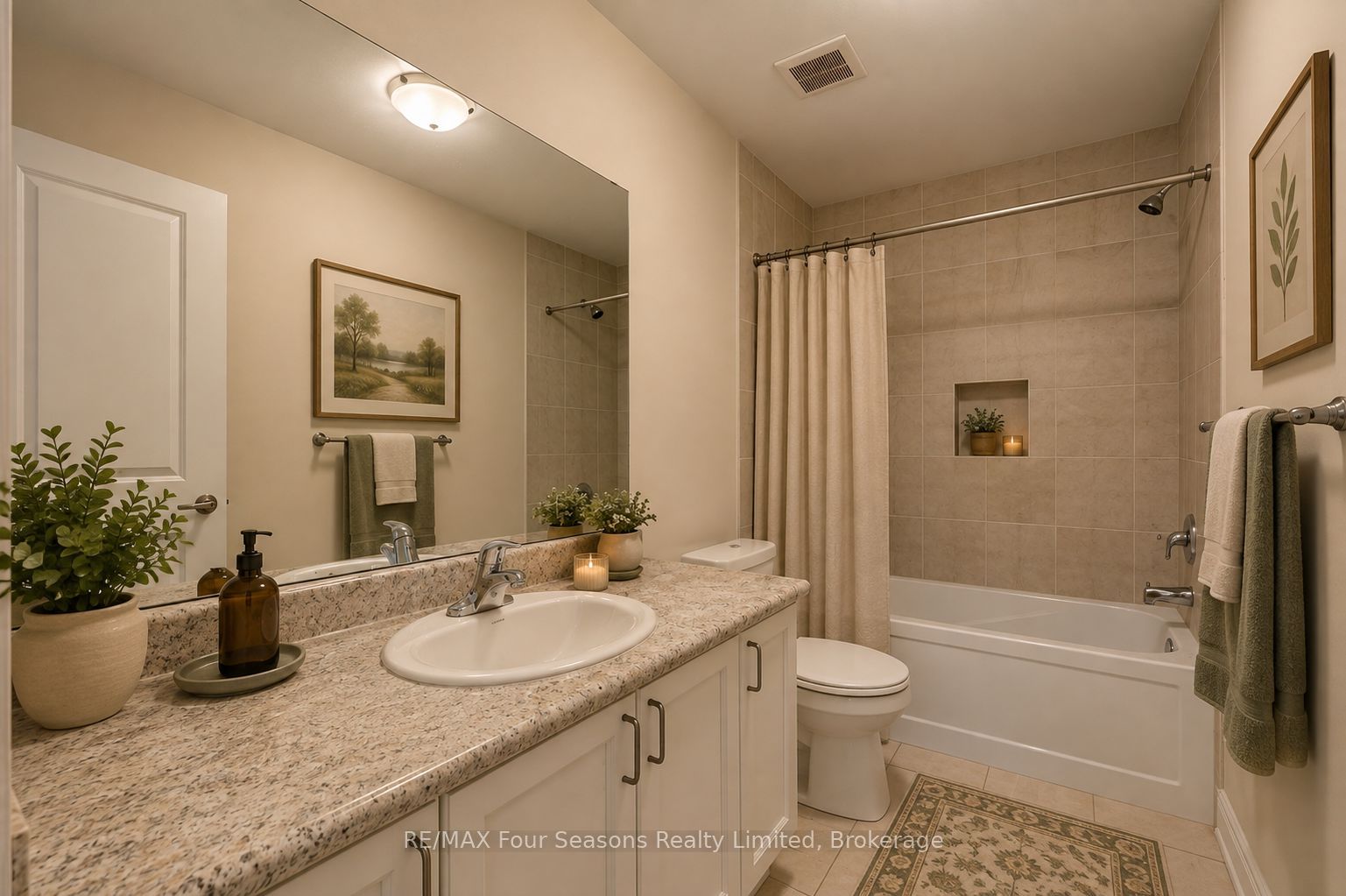 100 Kari Crescent Property Photo 23
