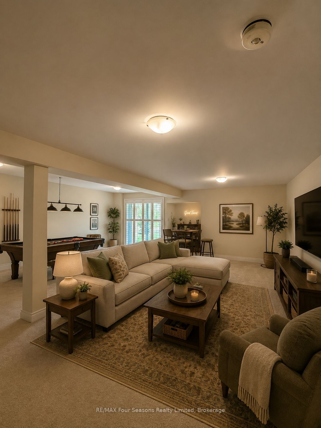 100 Kari Crescent Property Photo 24
