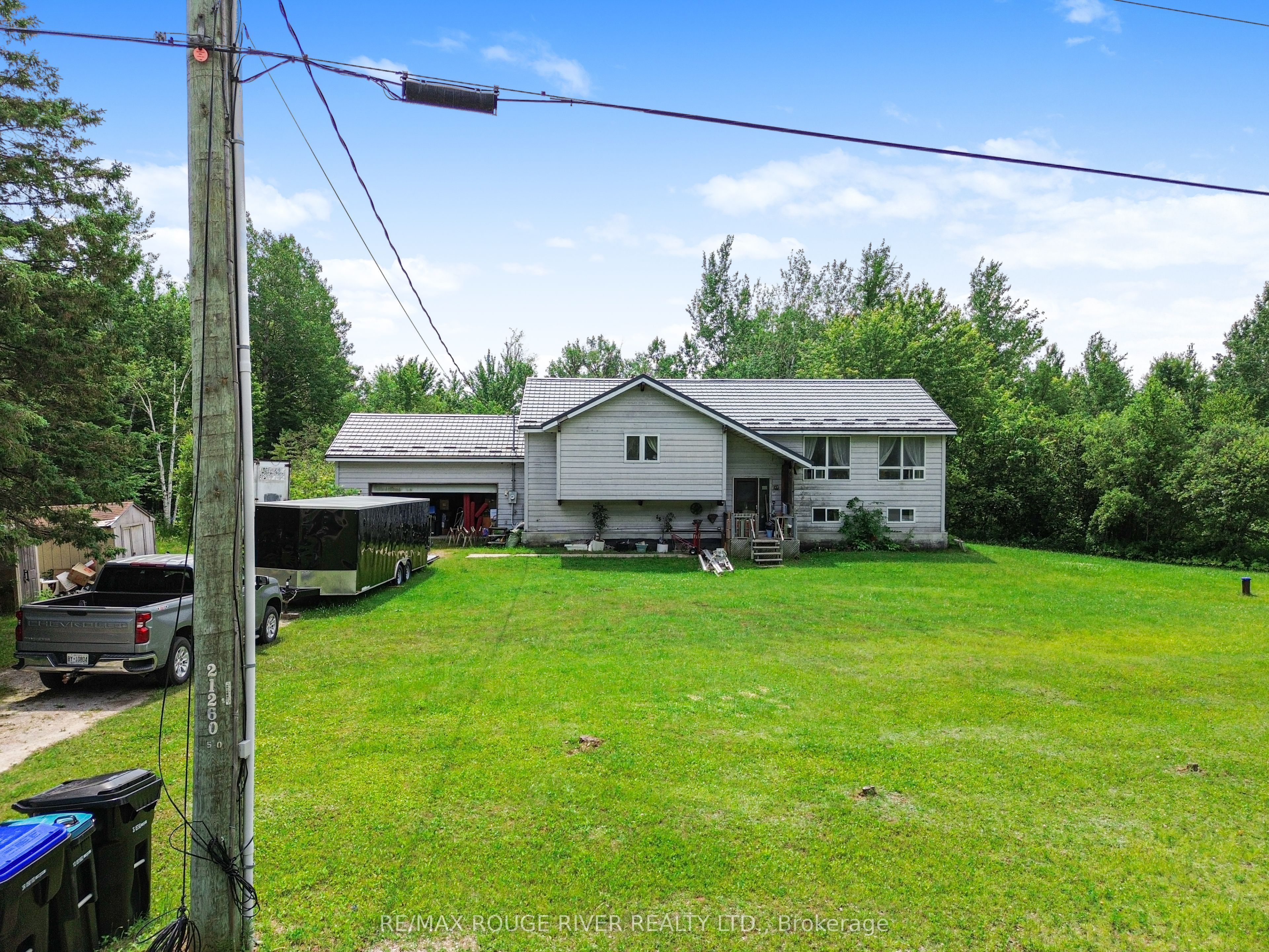 2225 Monck Road Property Photo 1