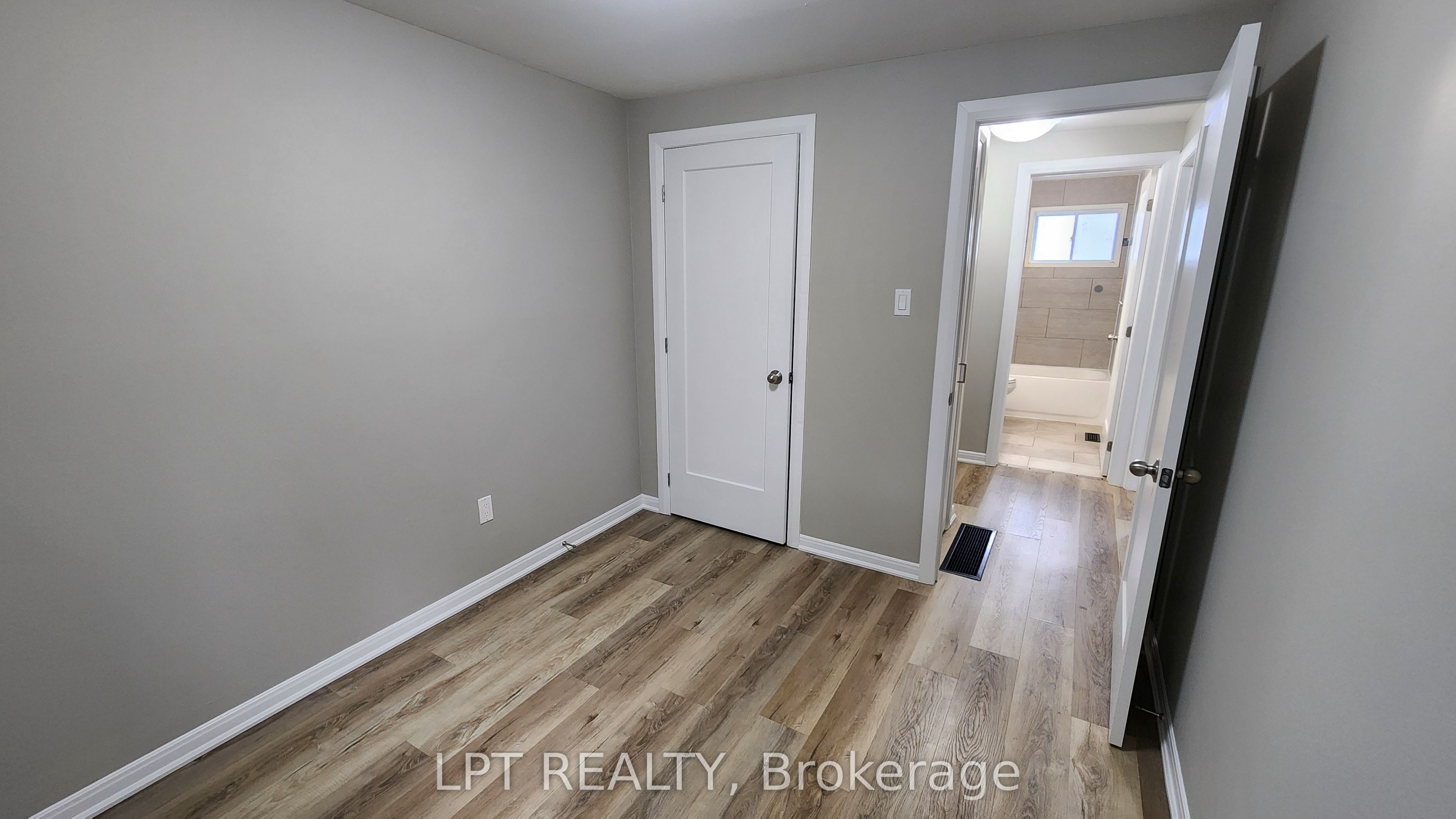 38 Chaucer Crescent Property Photo 19