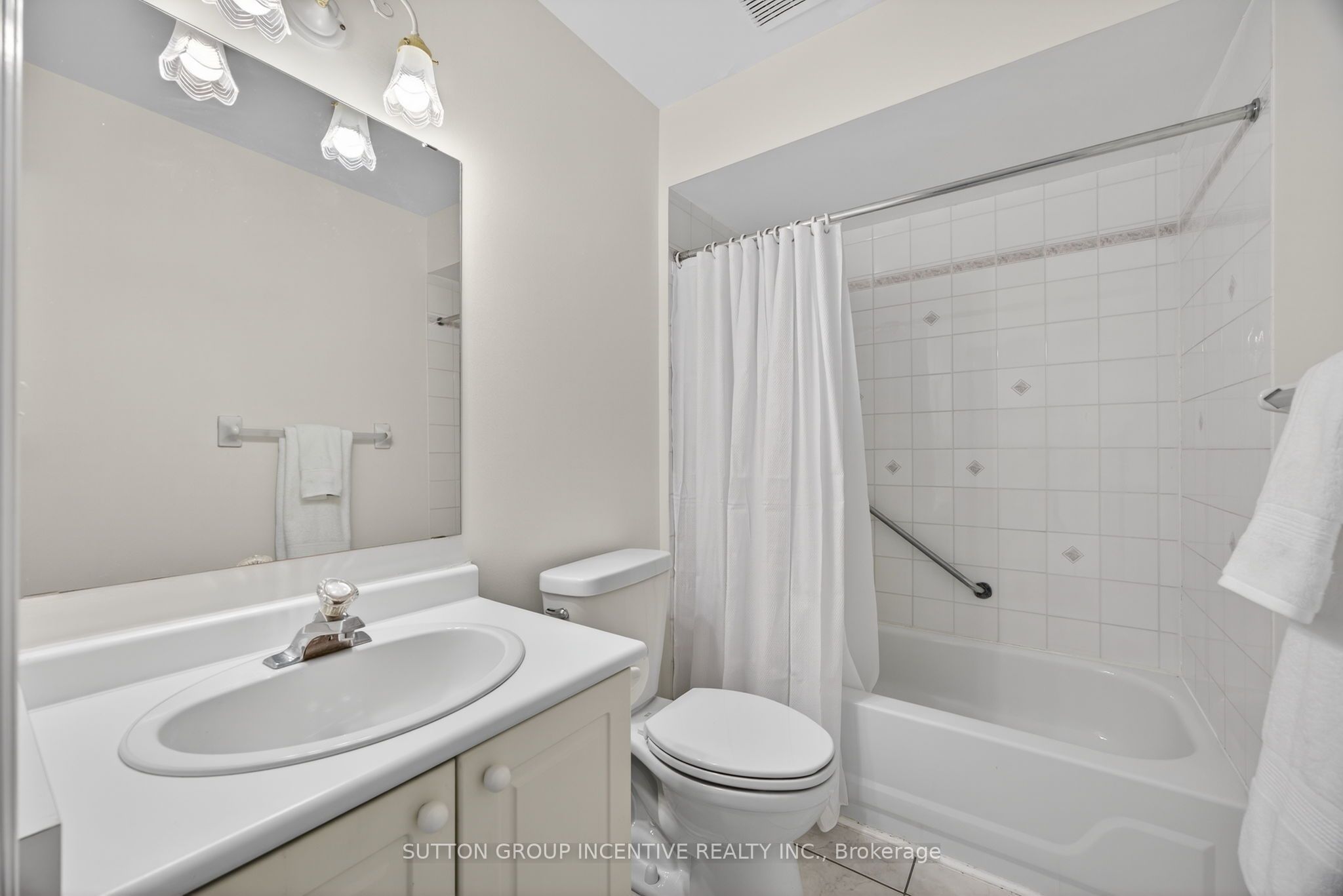 40 Museum Drive 403 Property Photo 16