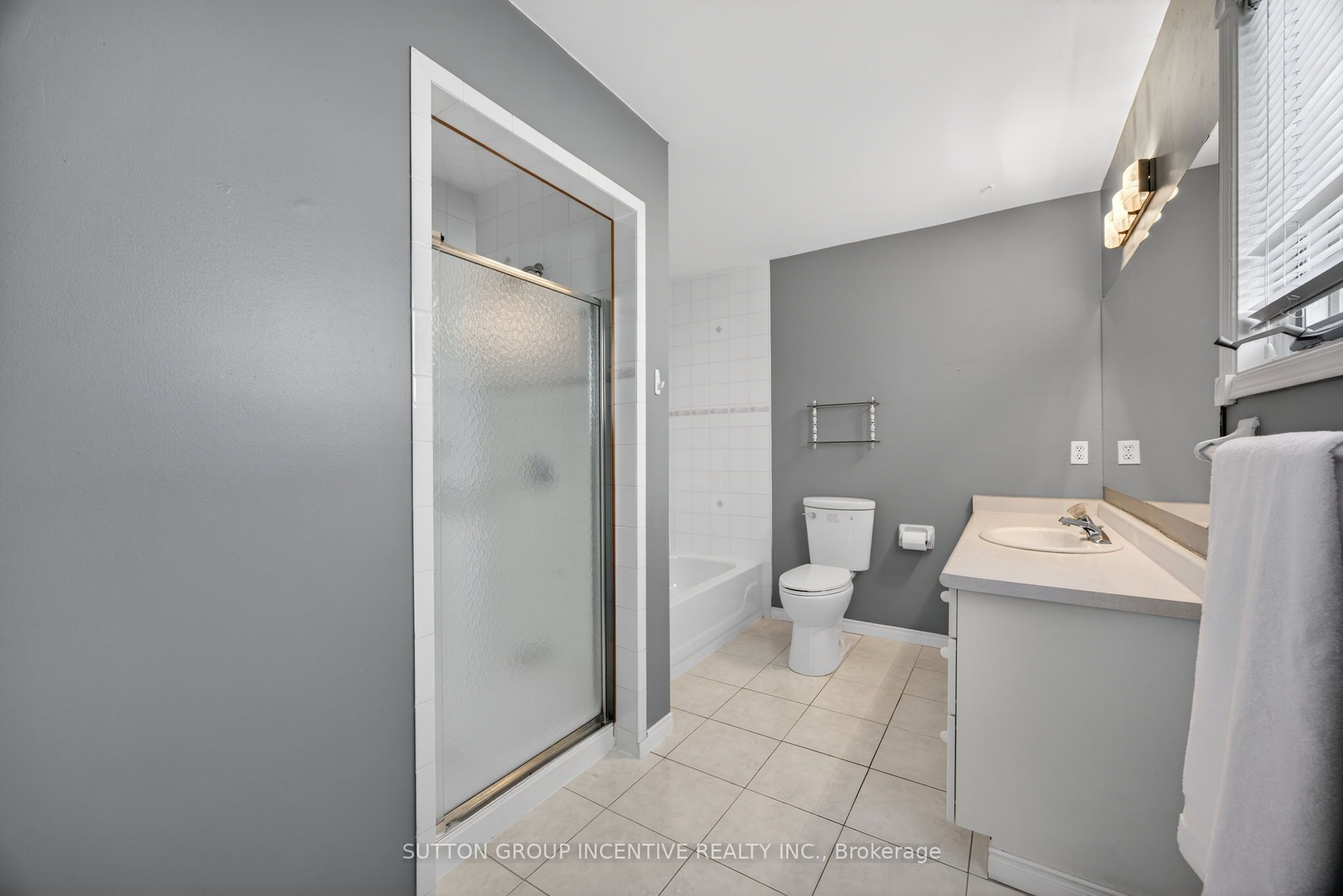 40 Museum Drive 403 Property Photo 22