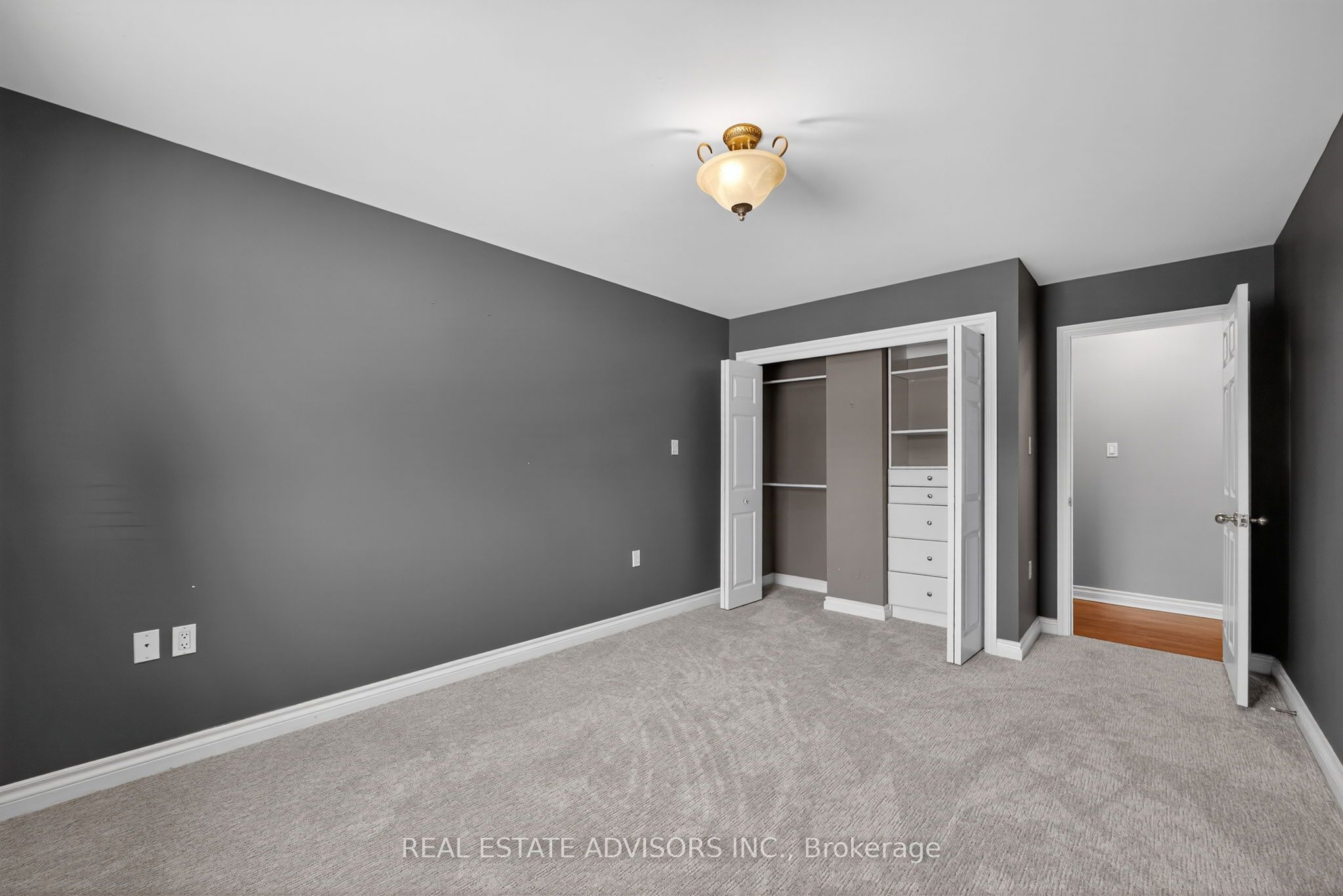 1563 15 16 Side Road E Property Photo 30