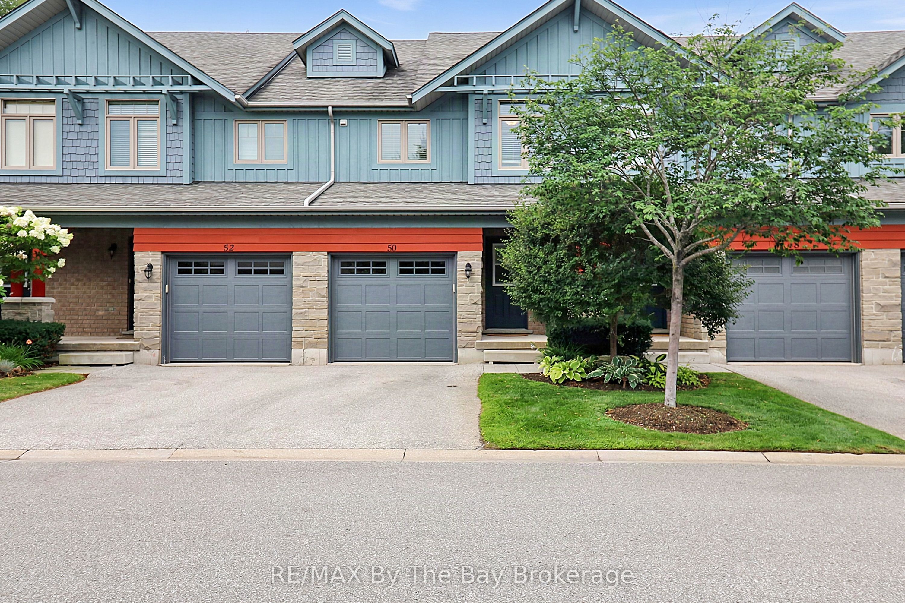 50 Silver Glen Boulevard Property Photo 1