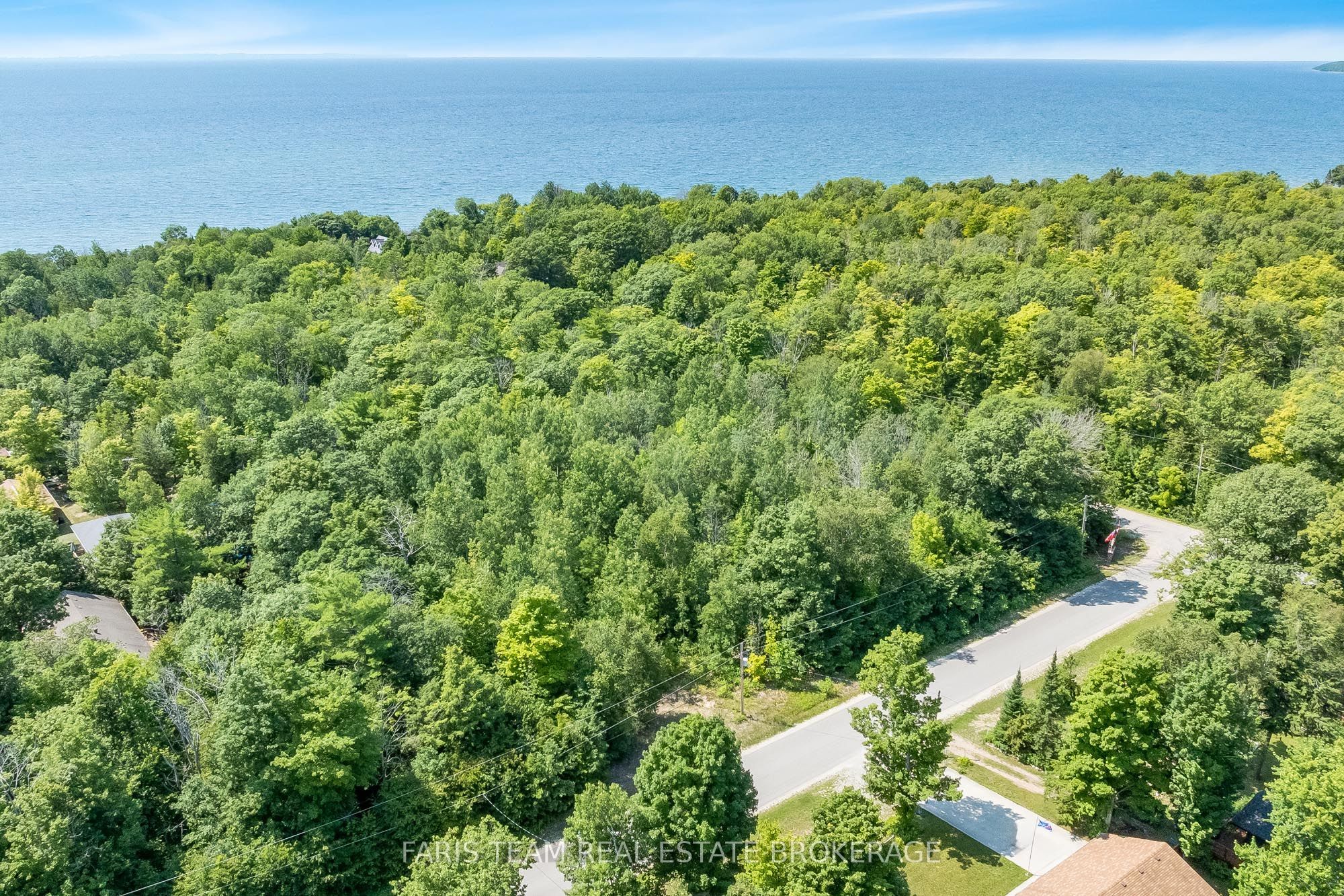 Block C Part 3 Tiny Beaches Road N Property Photo 3