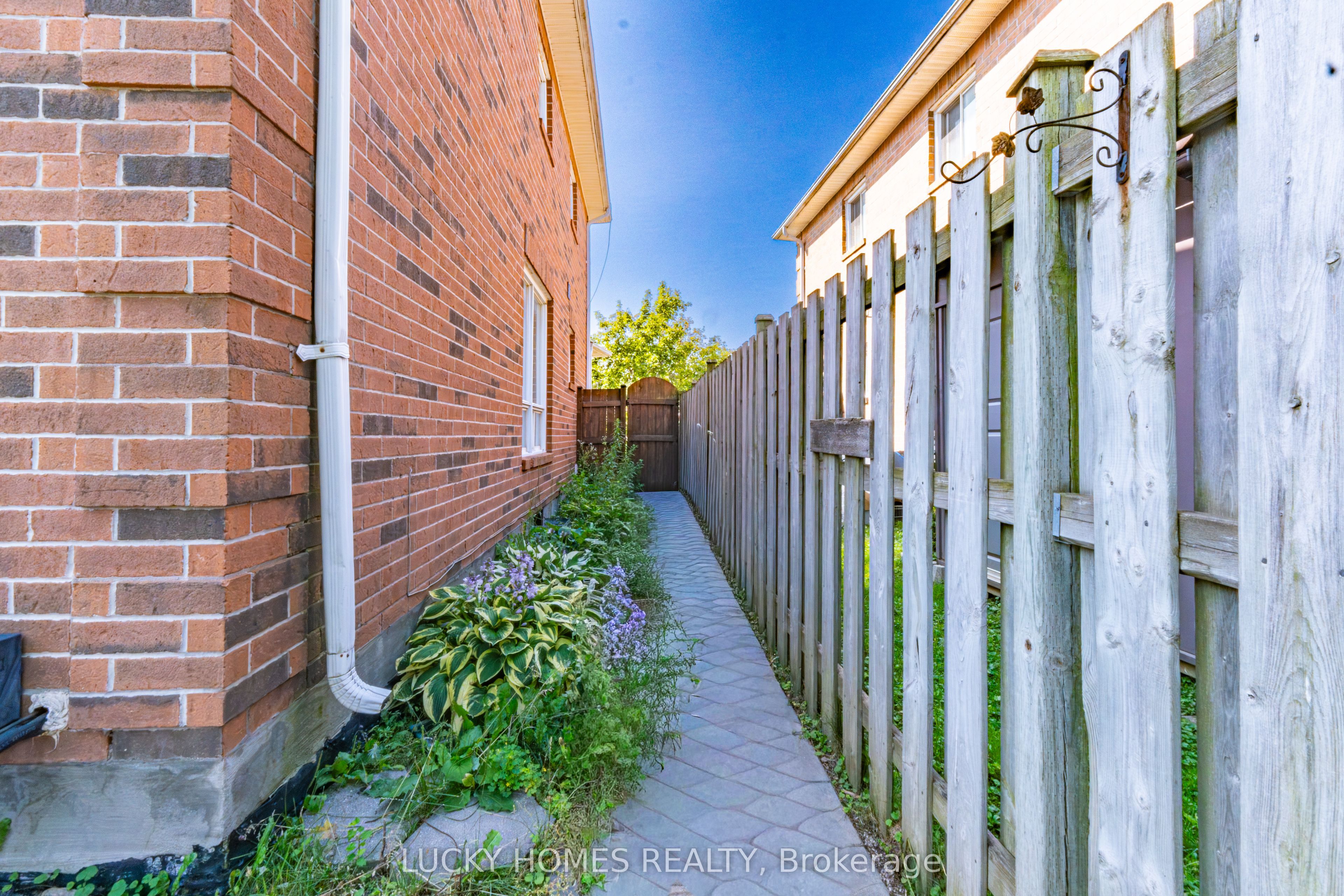 65 Lyfytt Crescent Property Photo 26