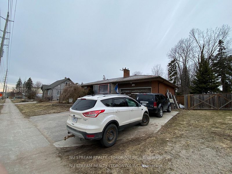 536 Big Bay Point Road Property Photo 2