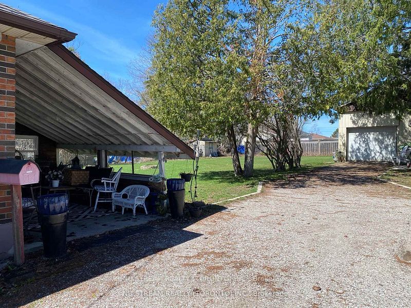548 Big Bay Point Road Property Photo 3