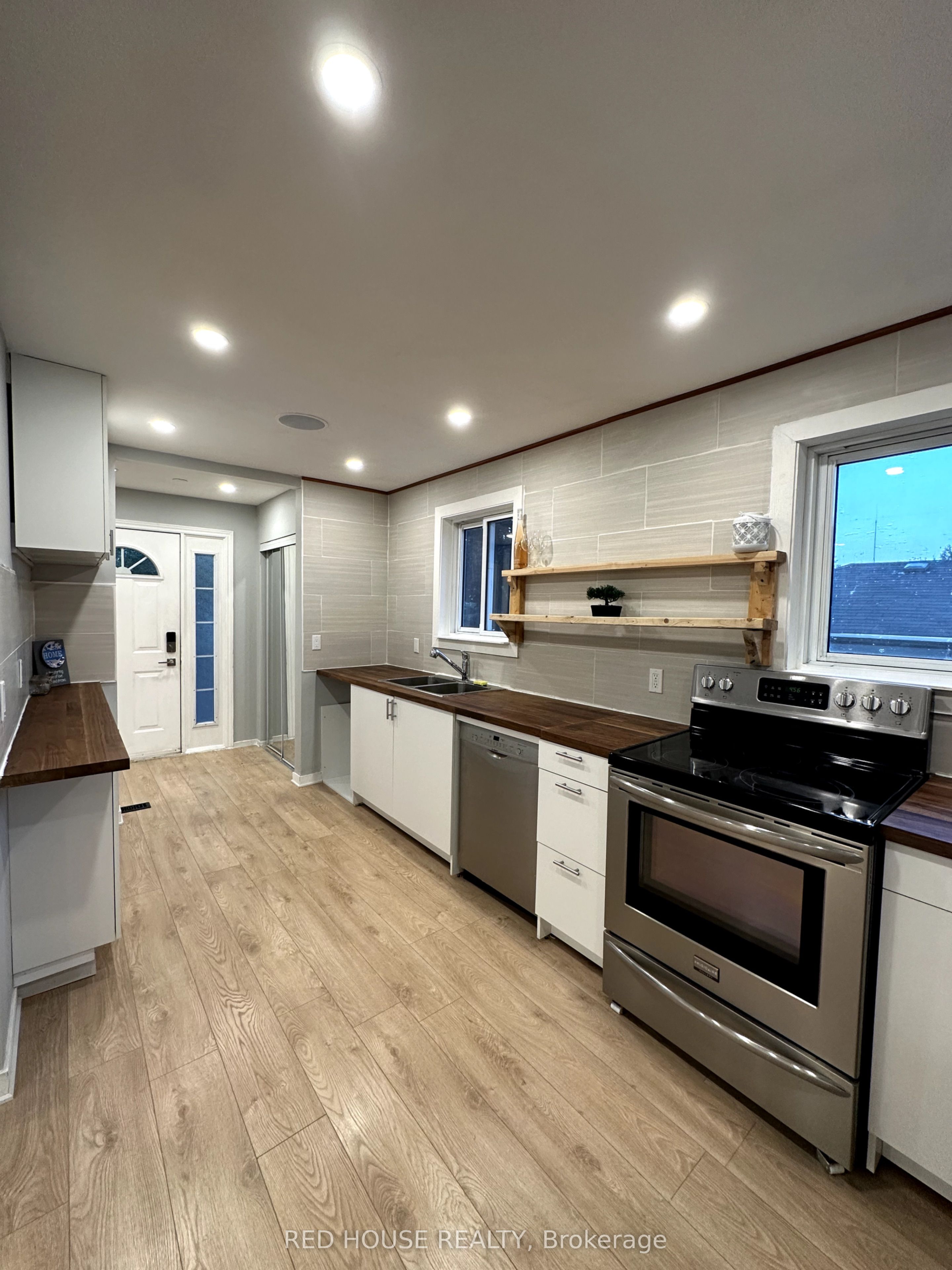 52 Charlbrook Avenue Property Photo 3