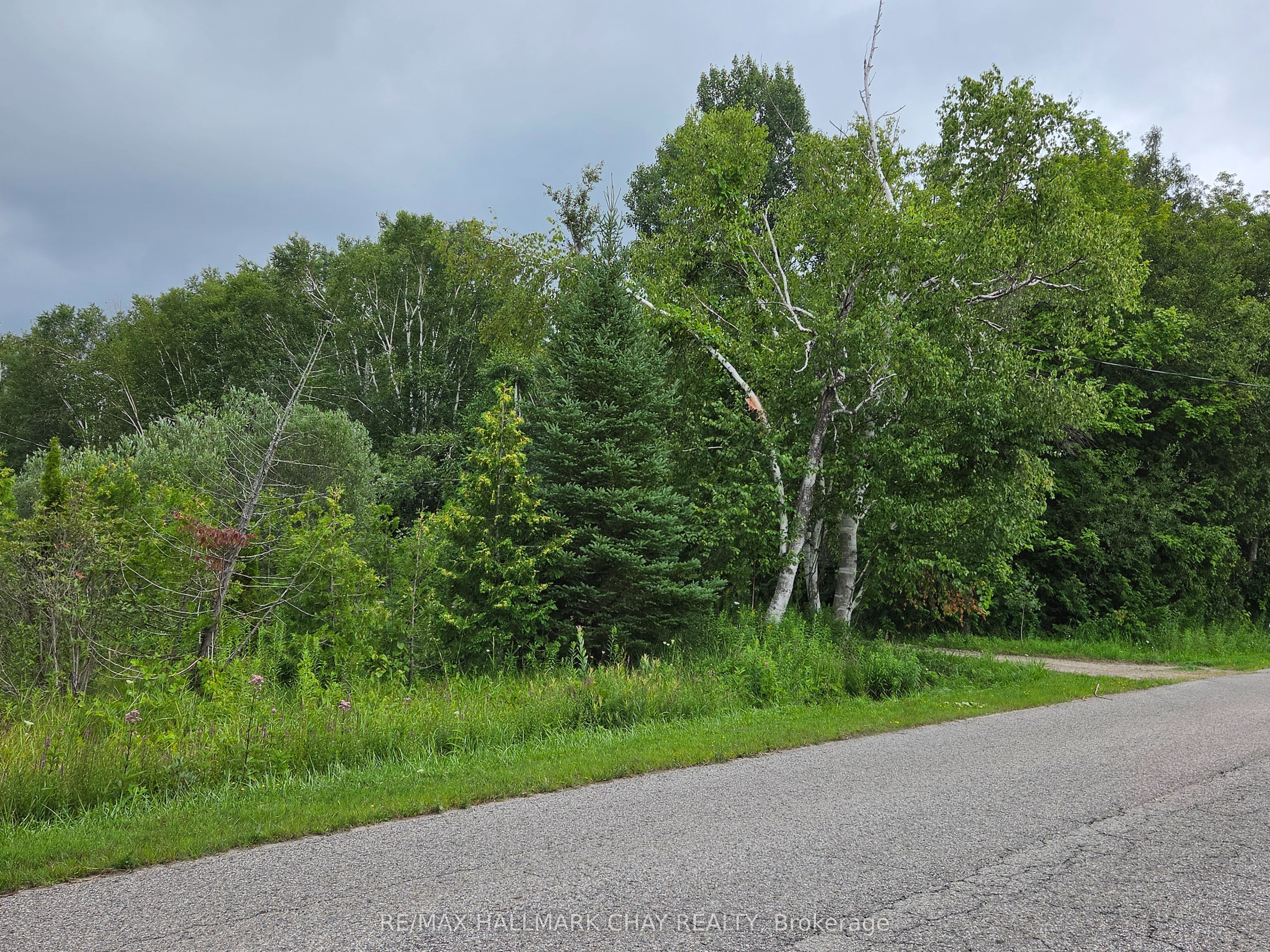 1017 Line 8 North Line Property Photo 1
