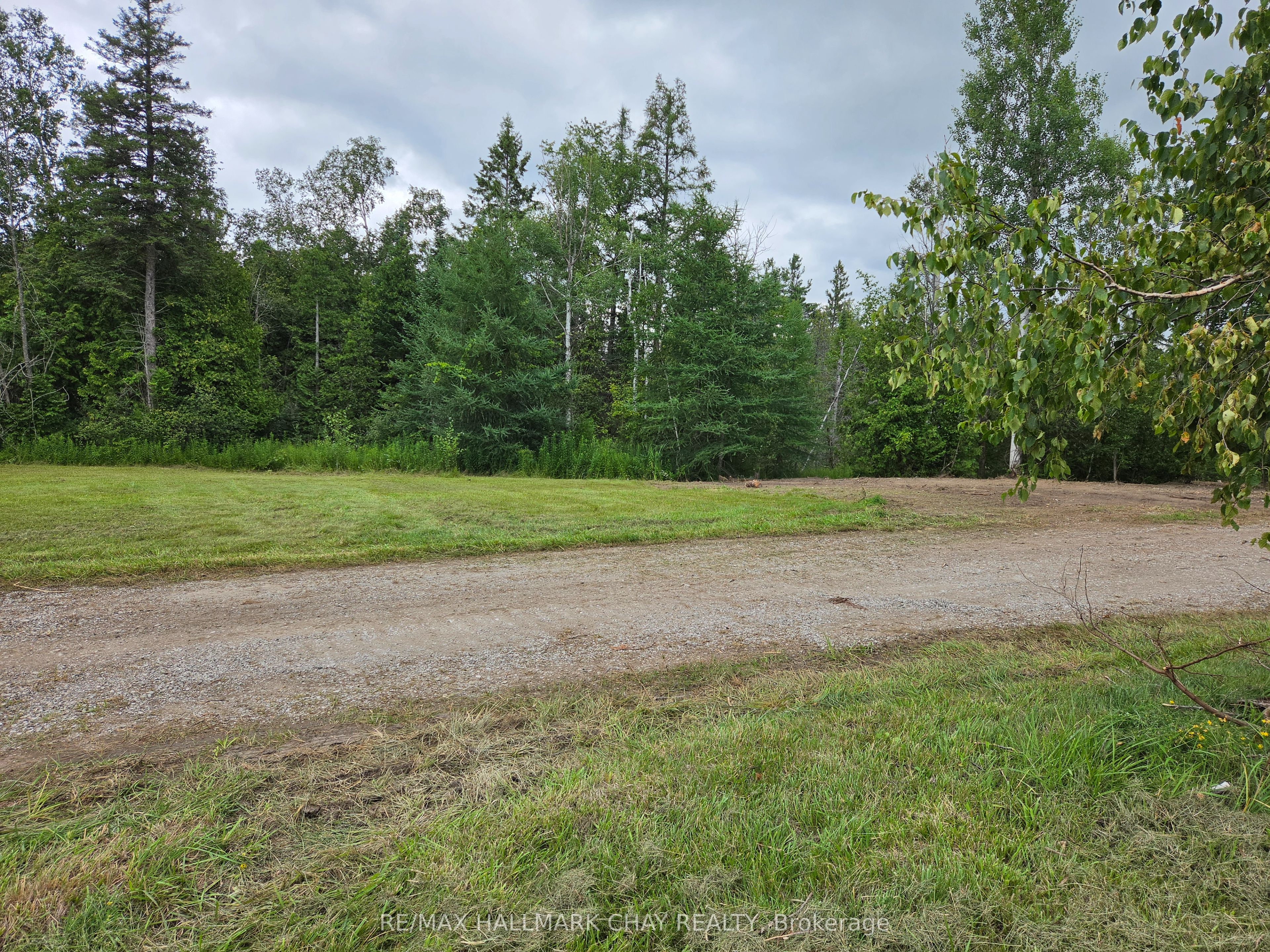 1017 Line 8 North Line Property Photo 2