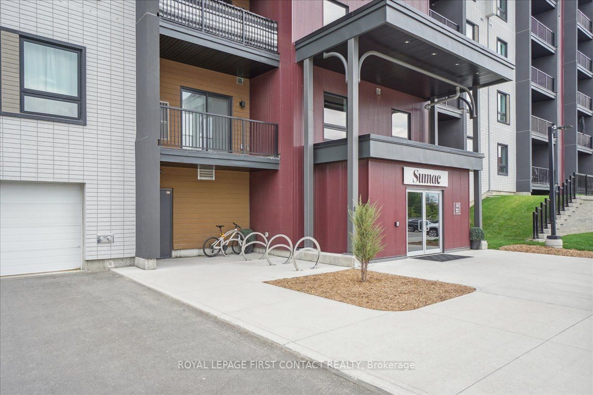 4 Spice Way 213 Property Photo 3