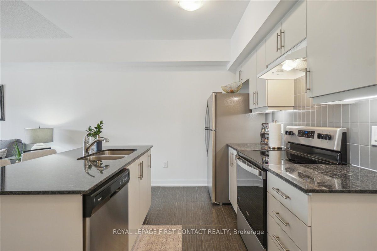 4 Spice Way 213 Property Photo 12