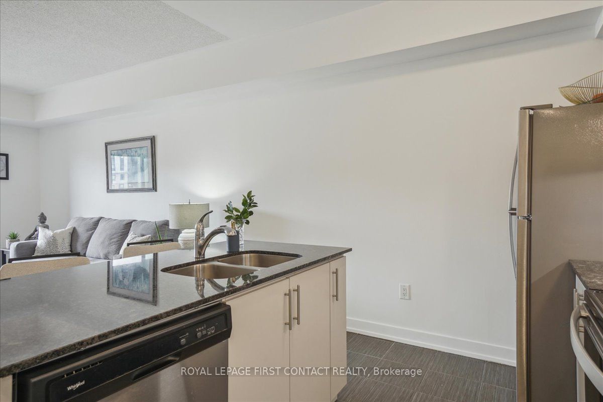 4 Spice Way 213 Property Photo 14