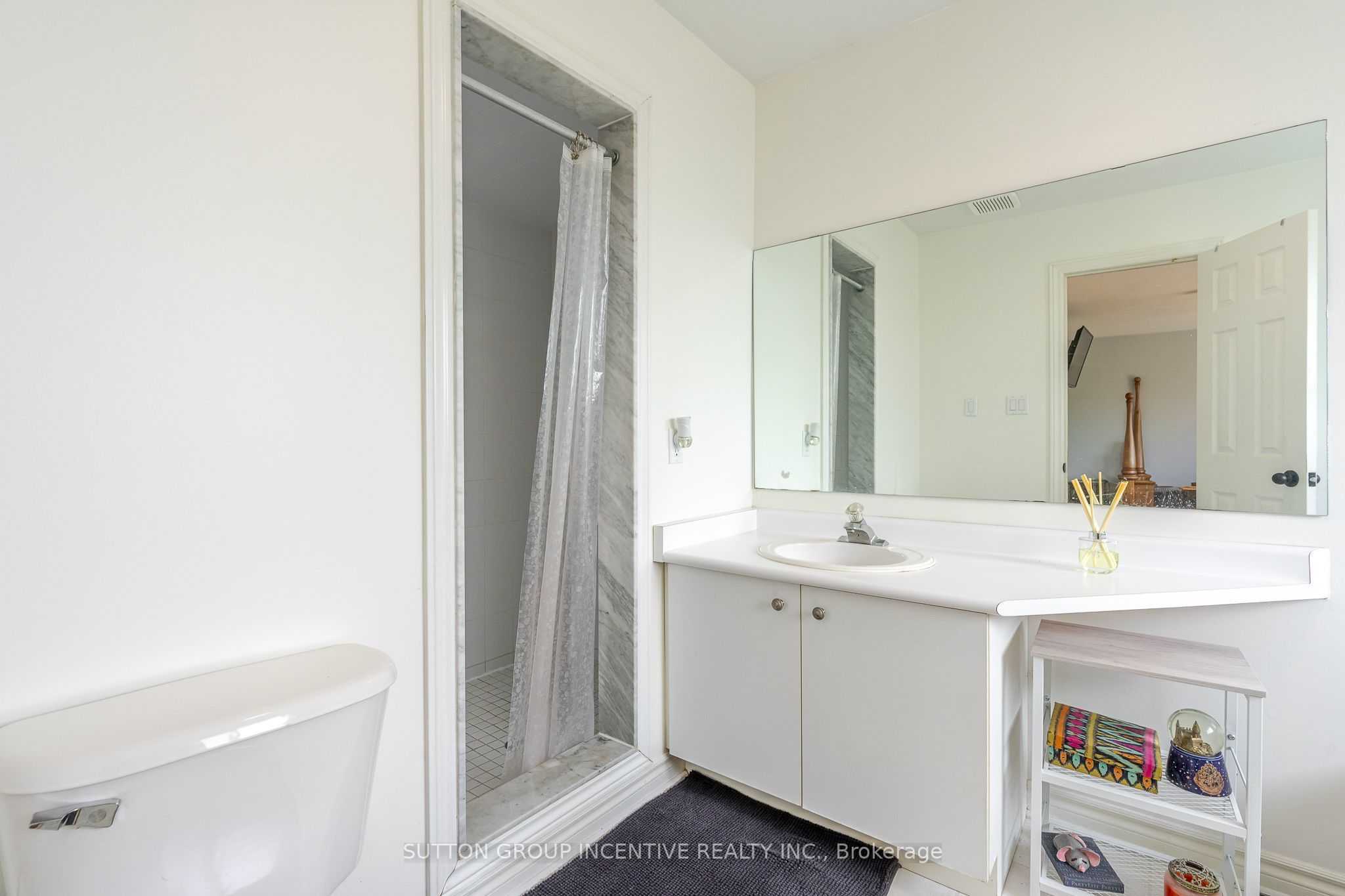 17 Shaina Court Property Photo 21