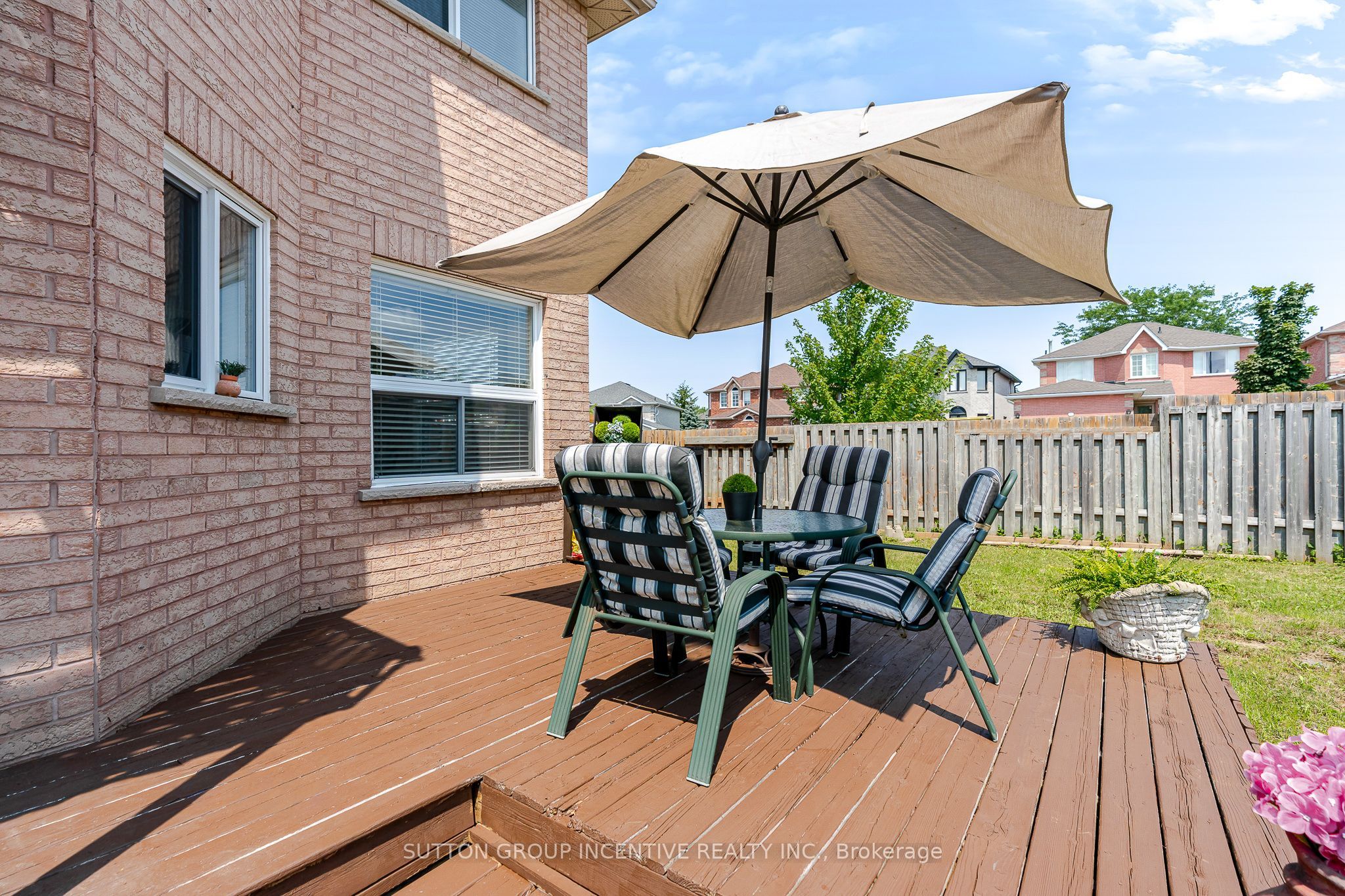 17 Shaina Court Property Photo 32
