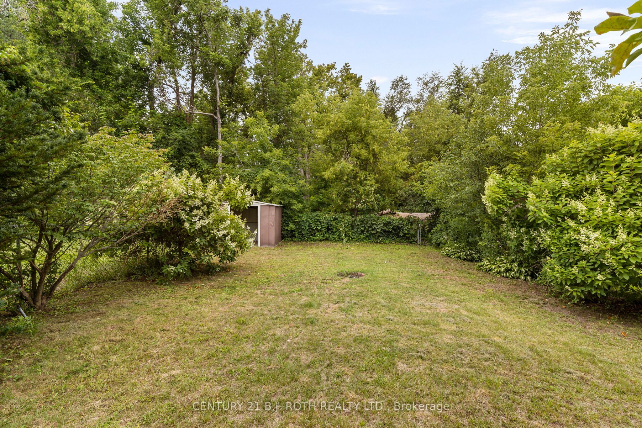 14 Innisfil Street Property Photo 26