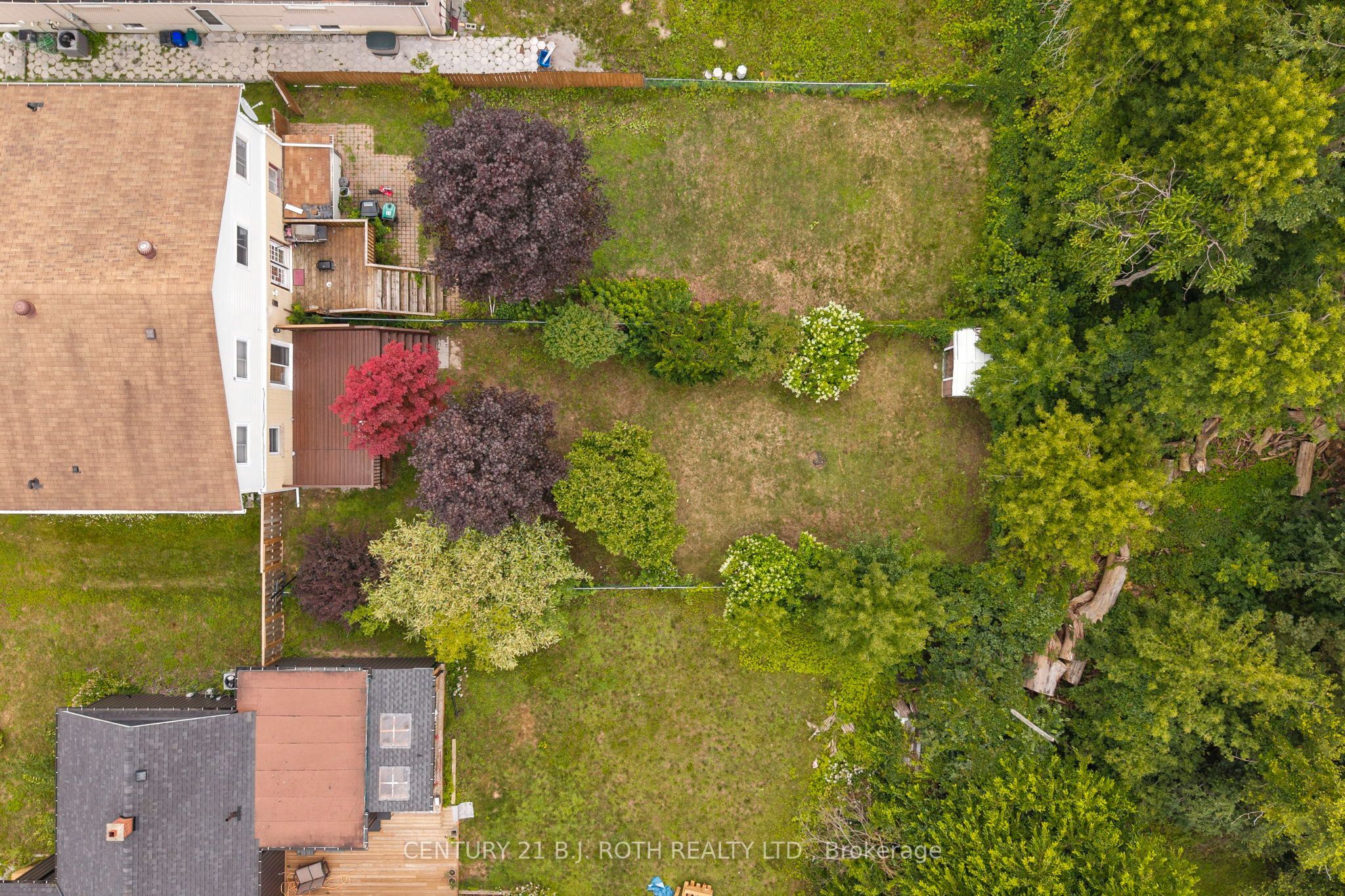 14 Innisfil Street Property Photo 29
