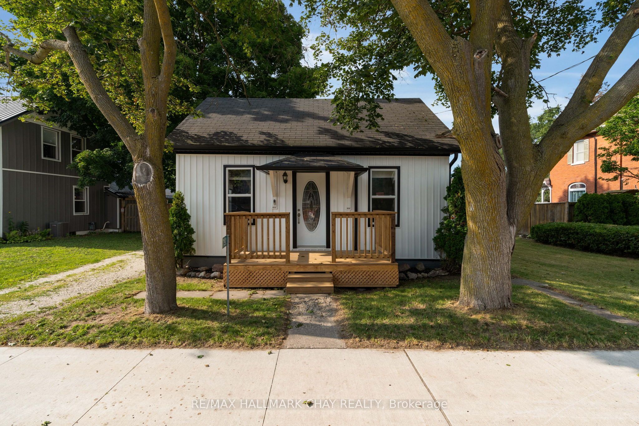 7192 26 Highway Property Photo 2