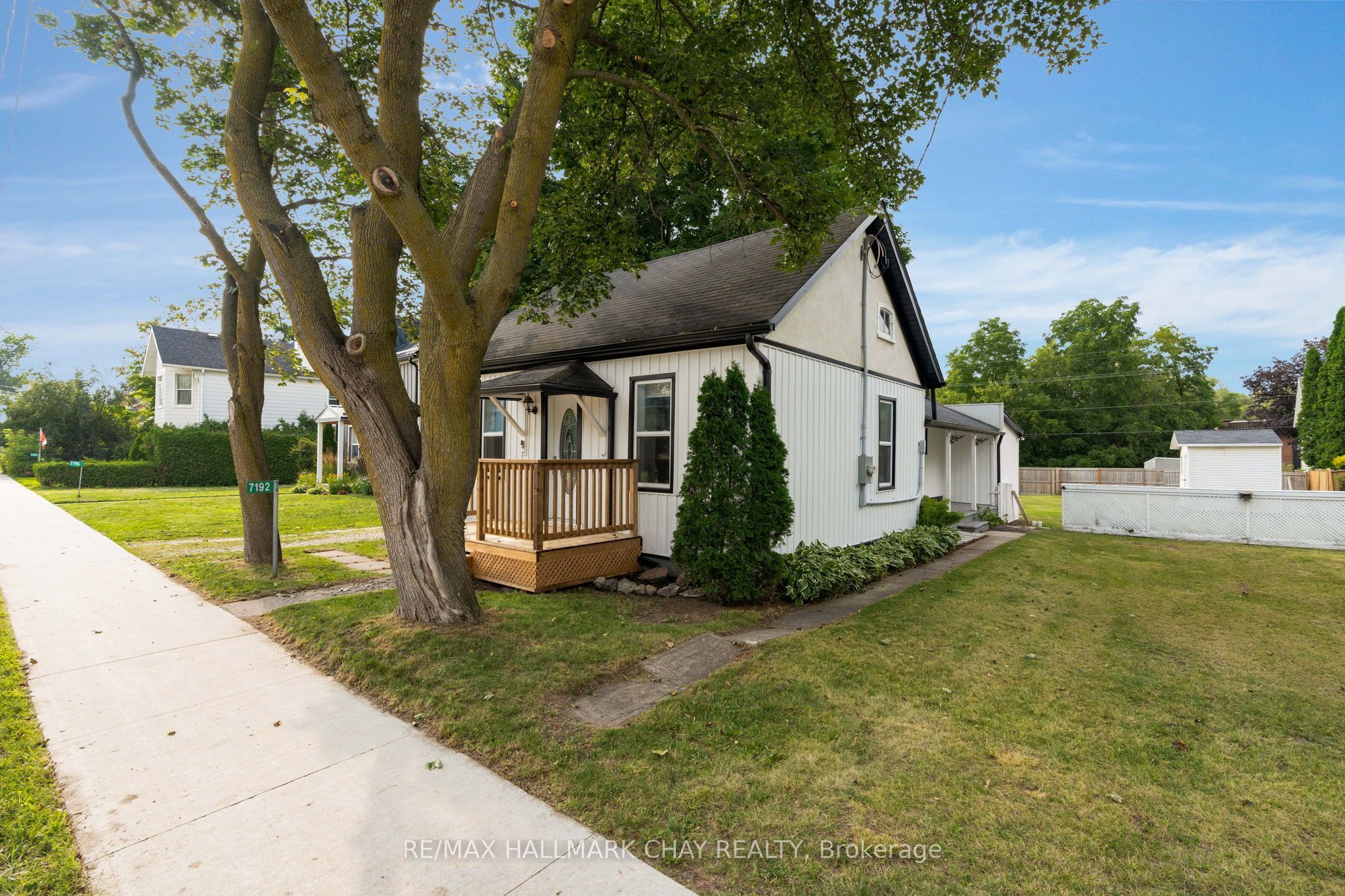 7192 26 Highway Property Photo 3