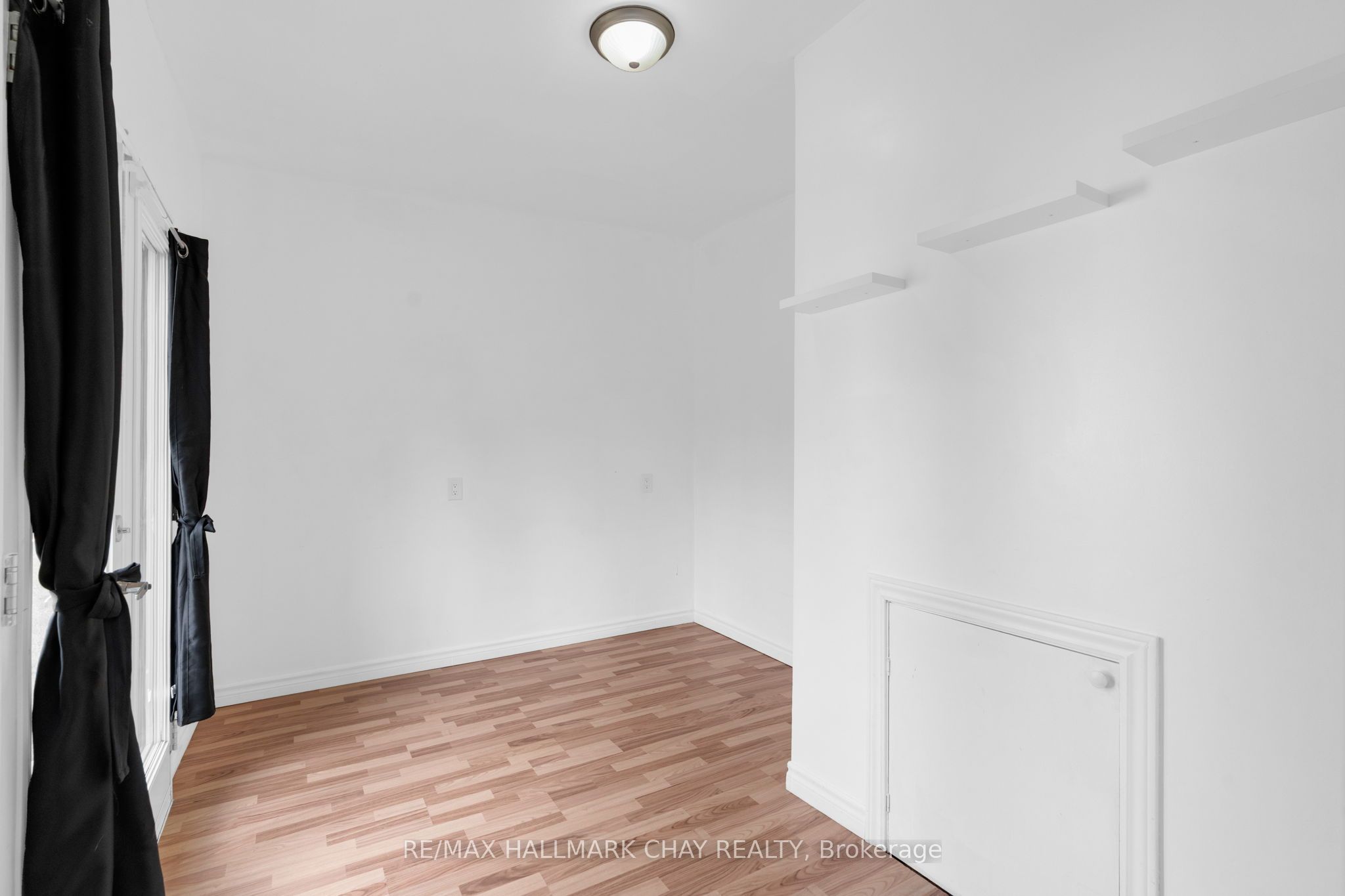 7192 26 Highway Property Photo 25