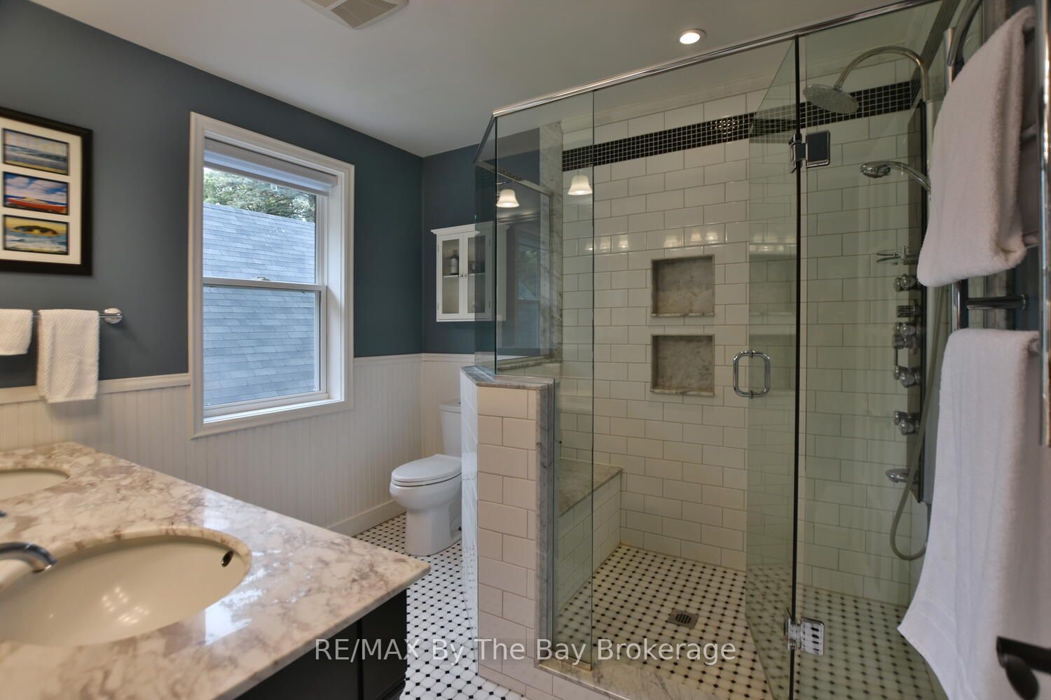 214 Elm Street Property Photo 6