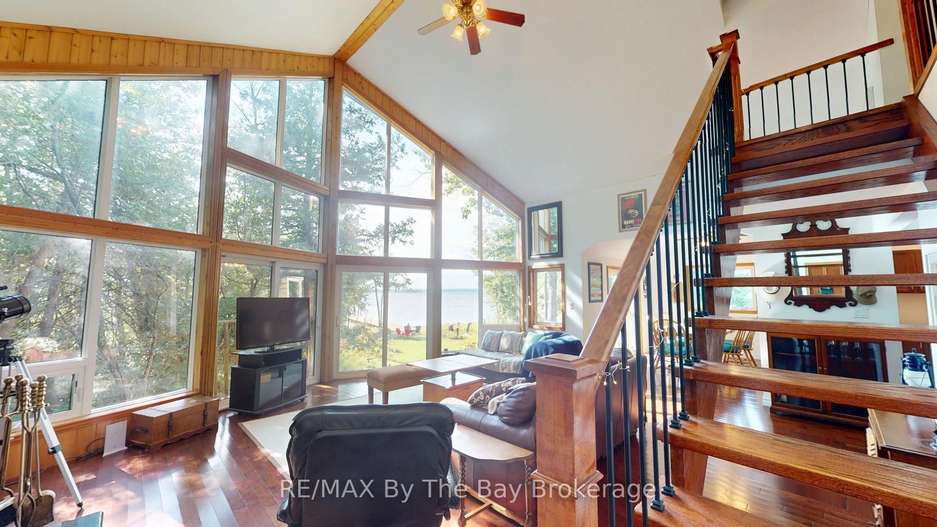 49 METHODIST Property Photo 1