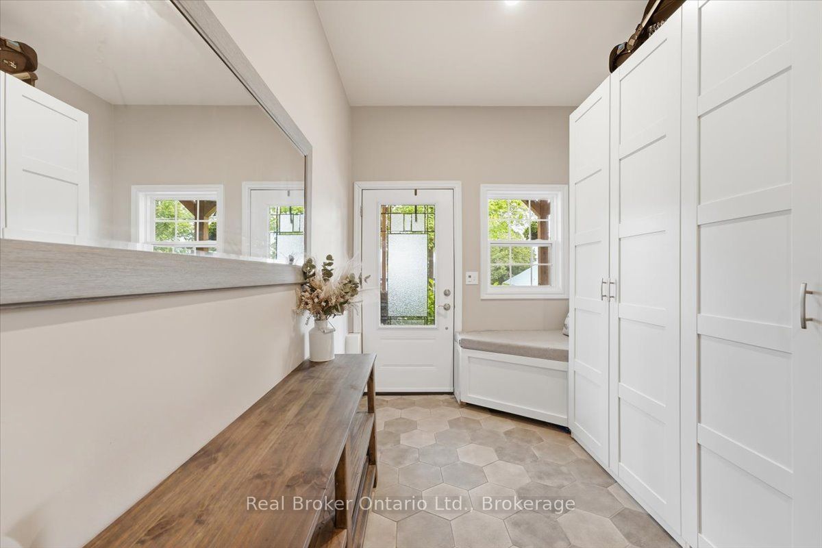 1a Clarence Avenue Property Photo 4