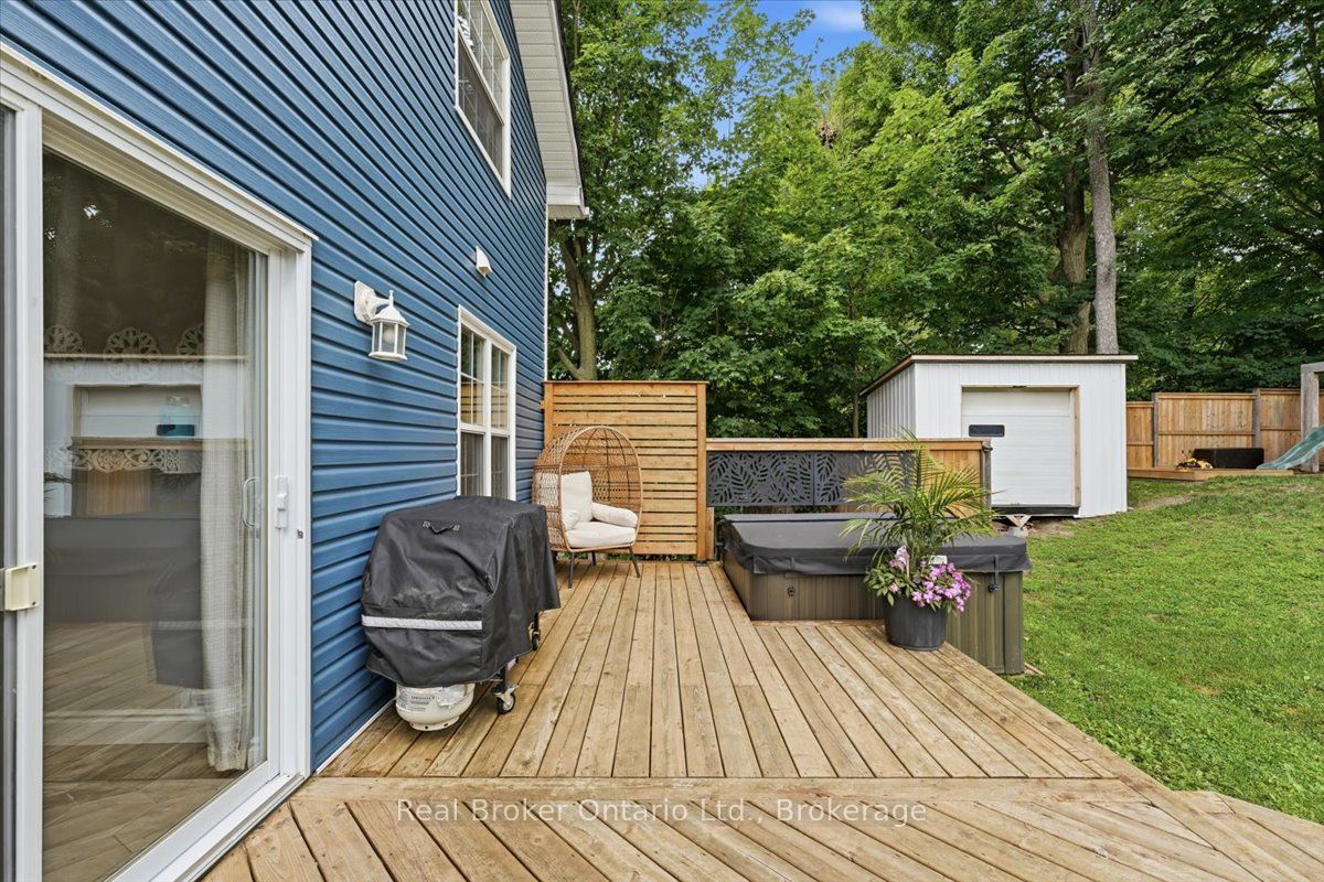 1a Clarence Avenue Property Photo 29